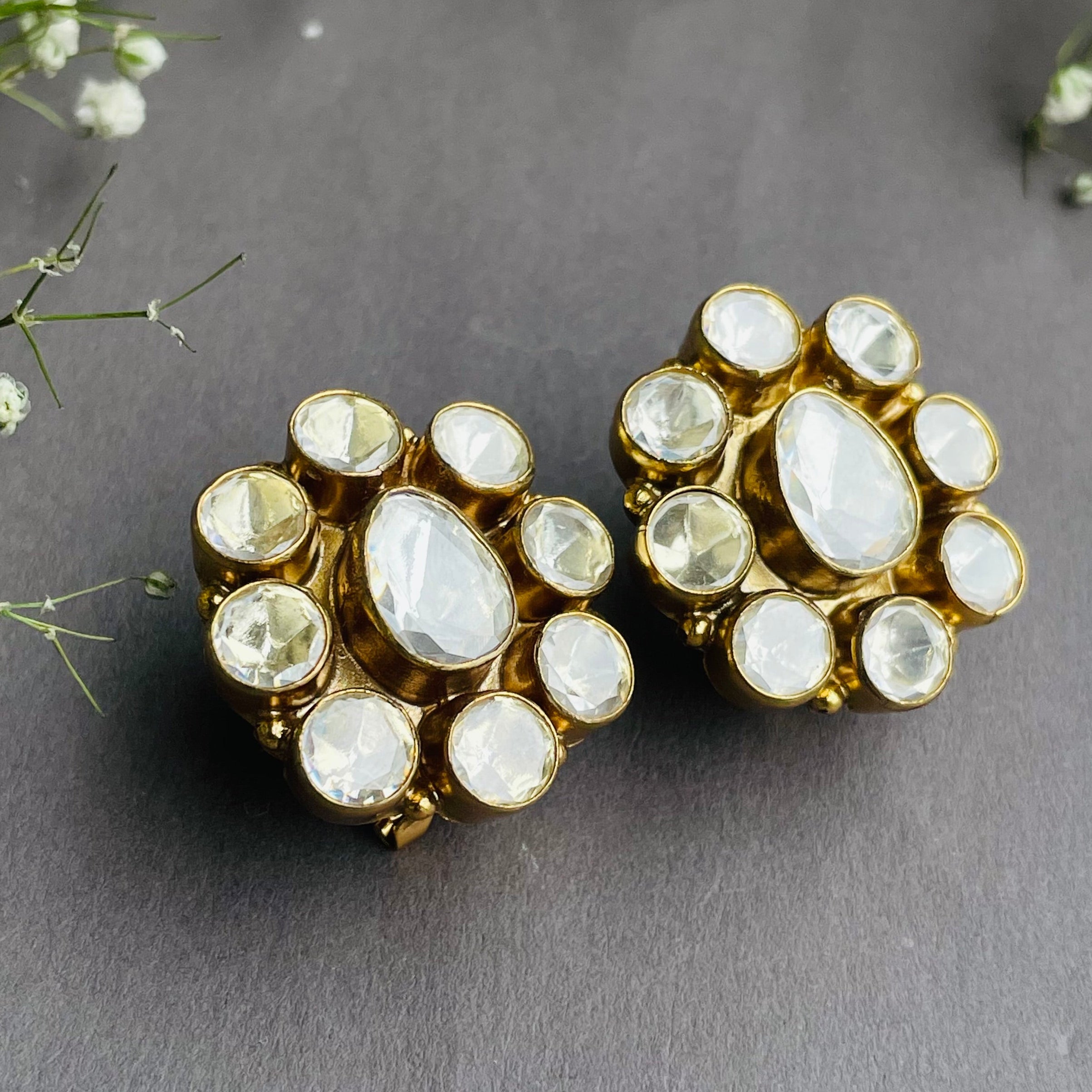 Nayaab Kriti studs