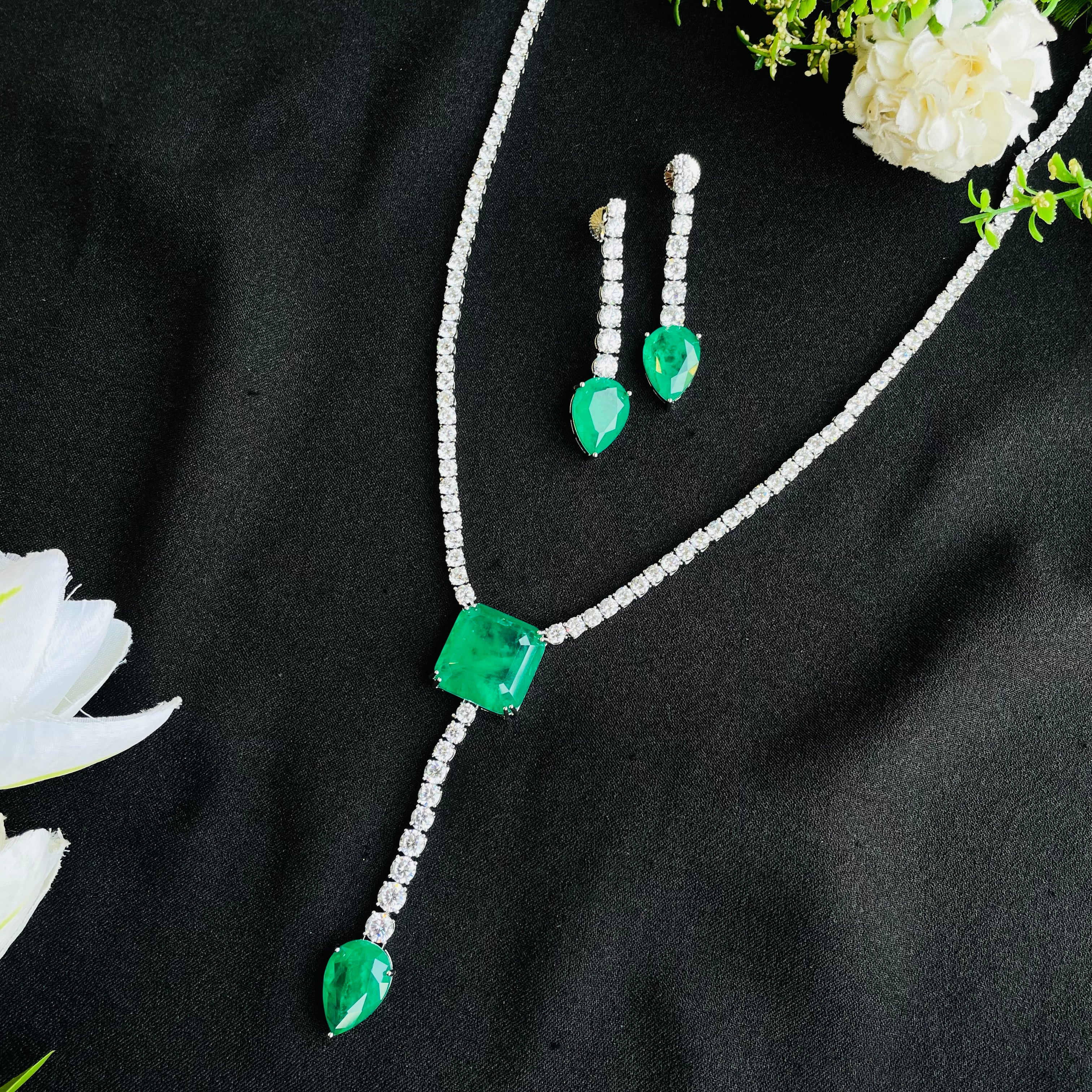 Ad Angela Neckpiece