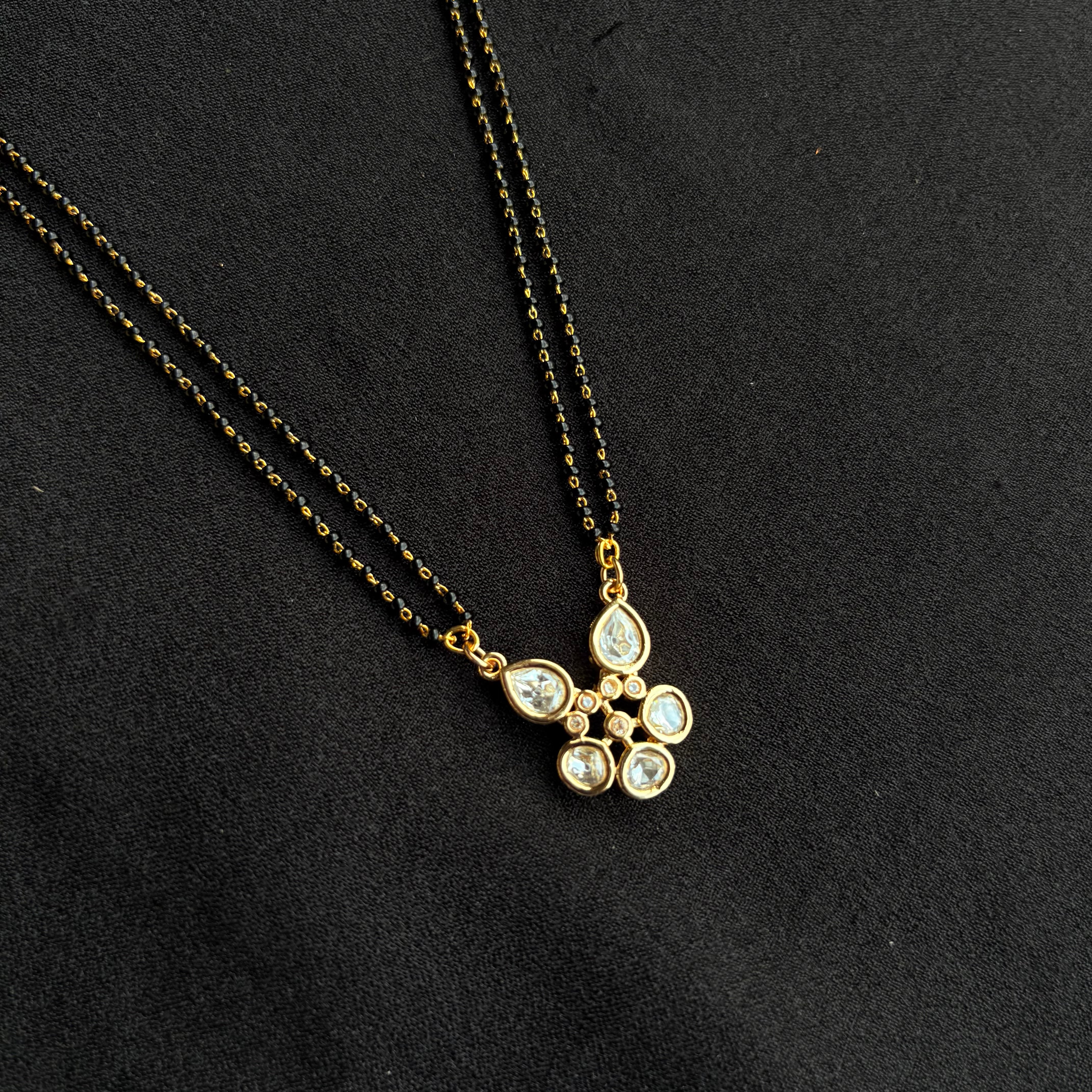Nayaab Anika Mangalsutra