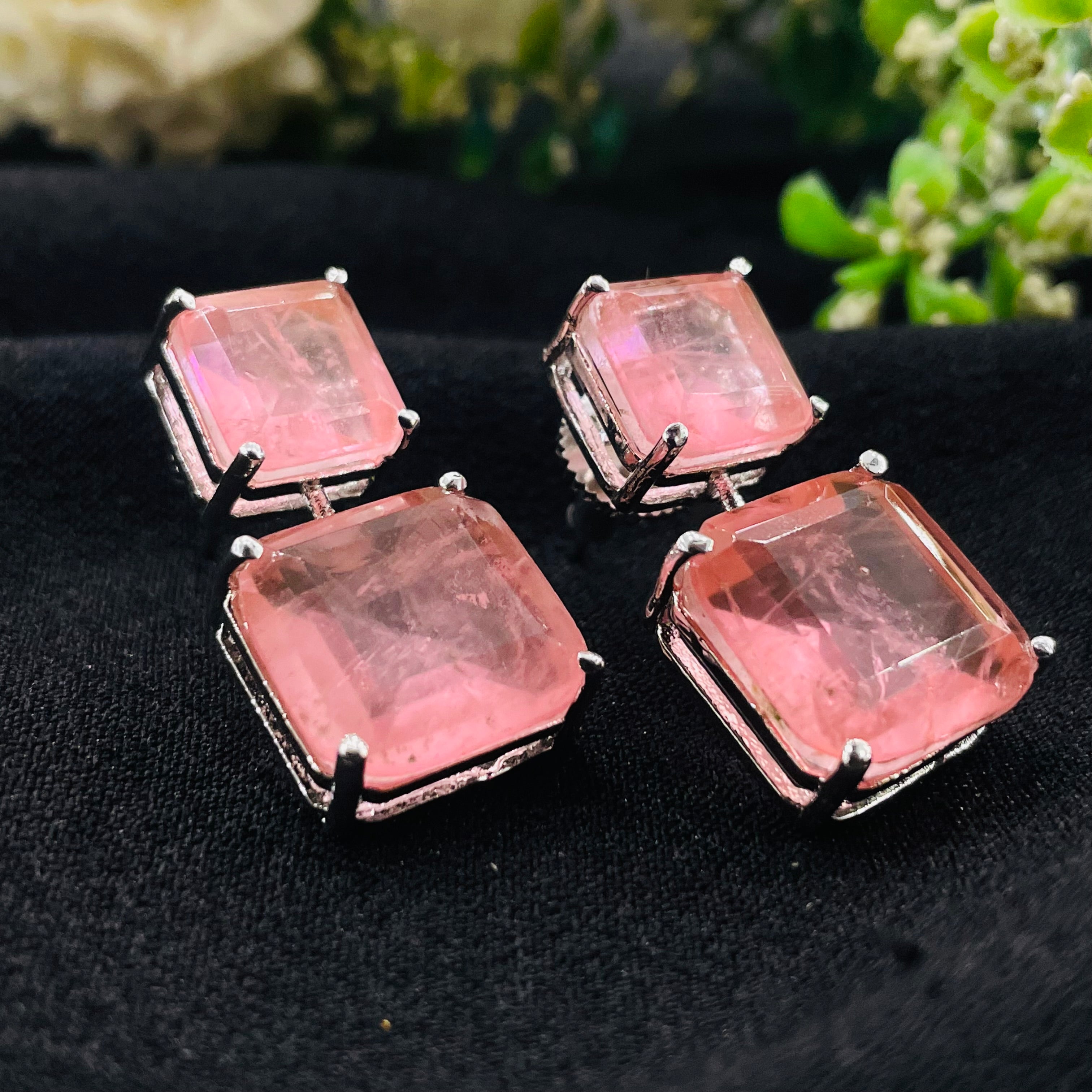 Ad Eleanor Earrings