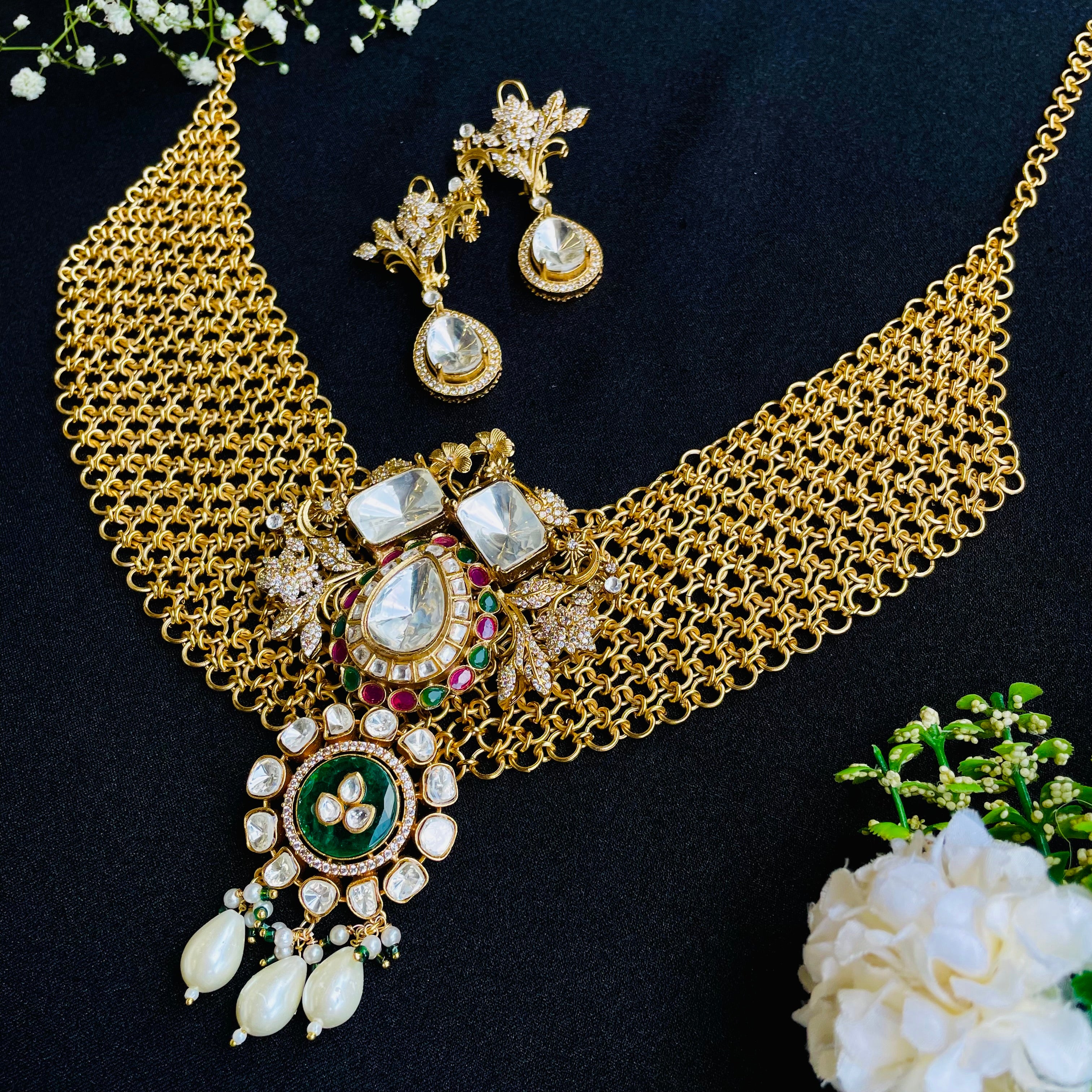 Nayaab Shamiksha Polki Neckpiece
