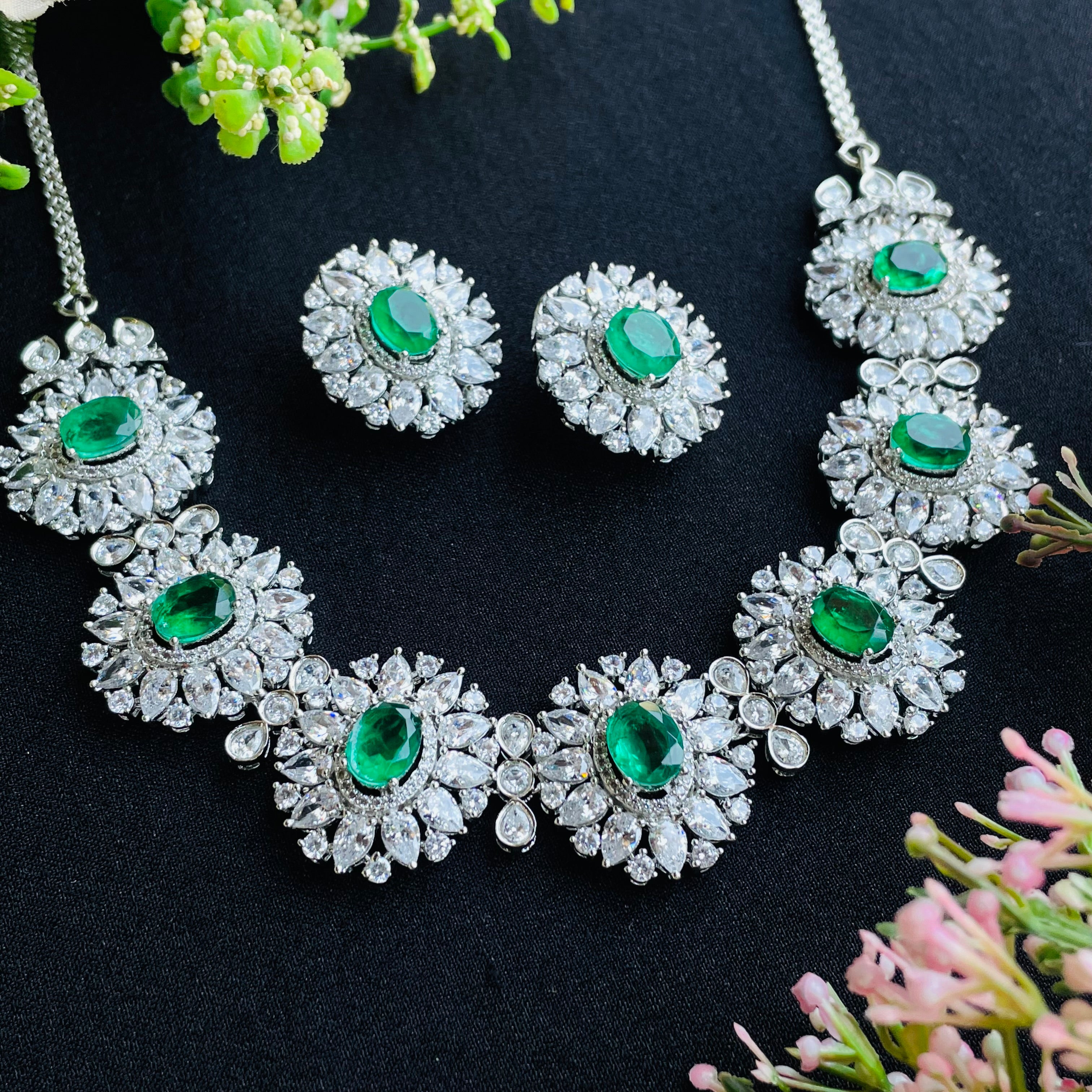 Ad riley neckpiece