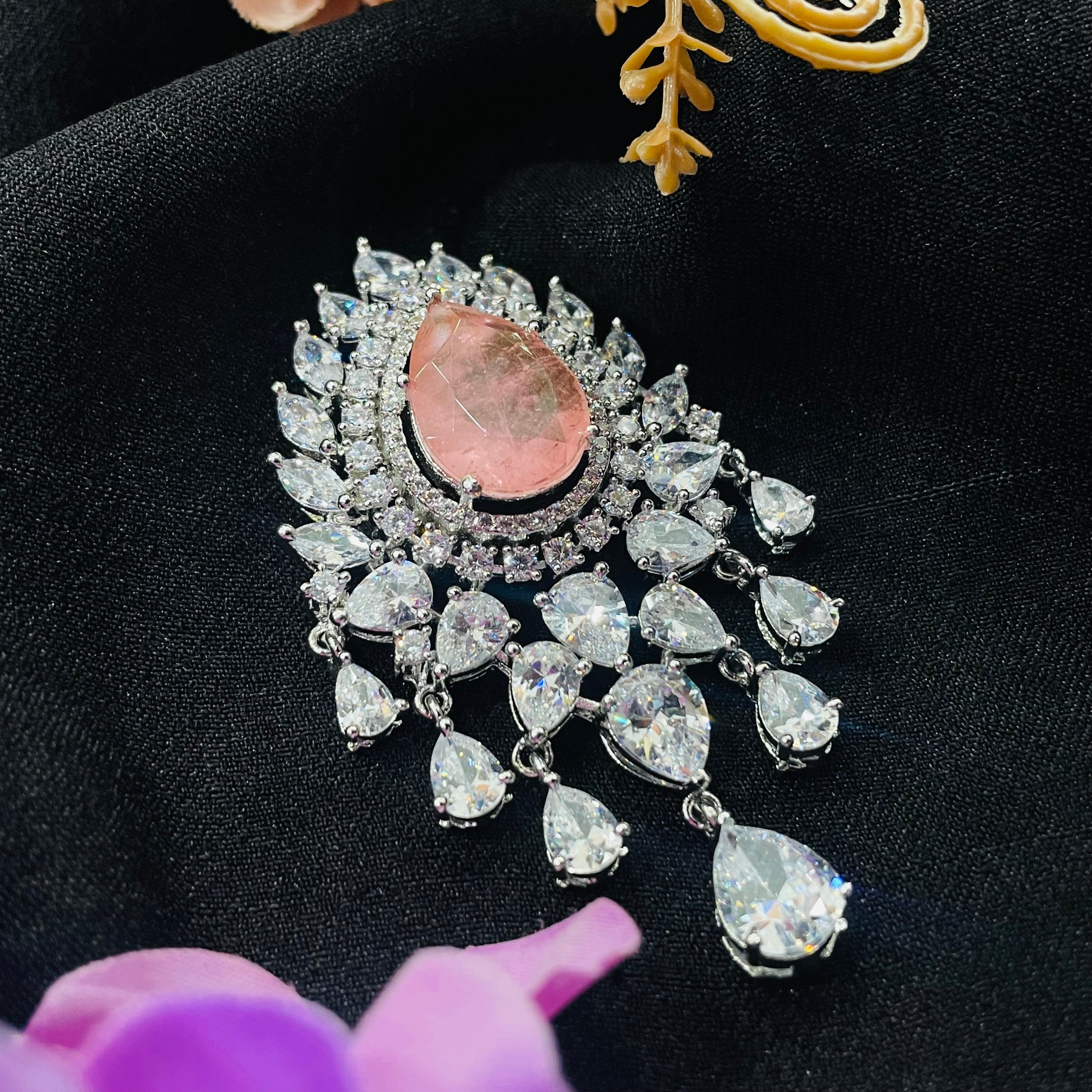 Ad Siya brooch
