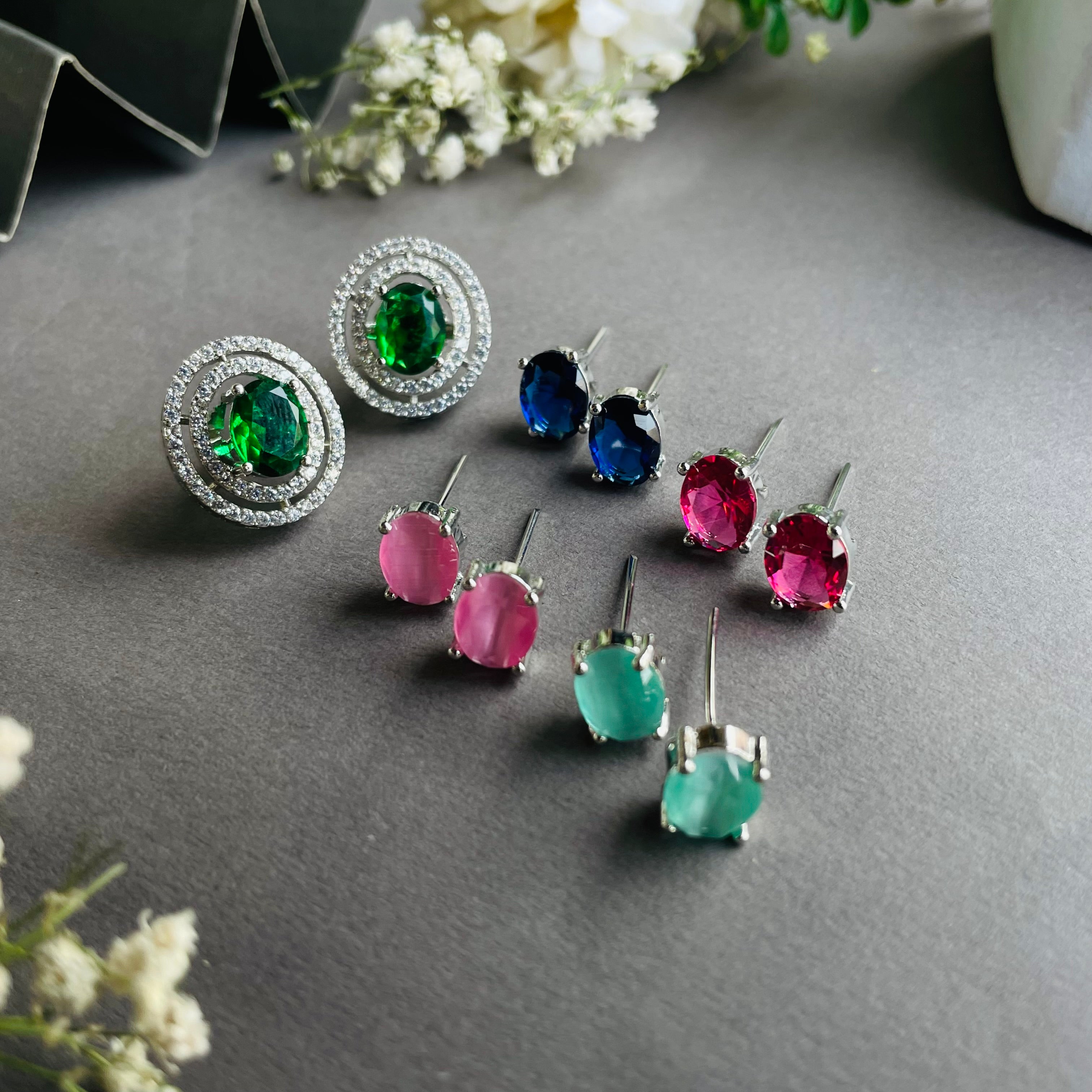 Ad Alexa studs colour changeable