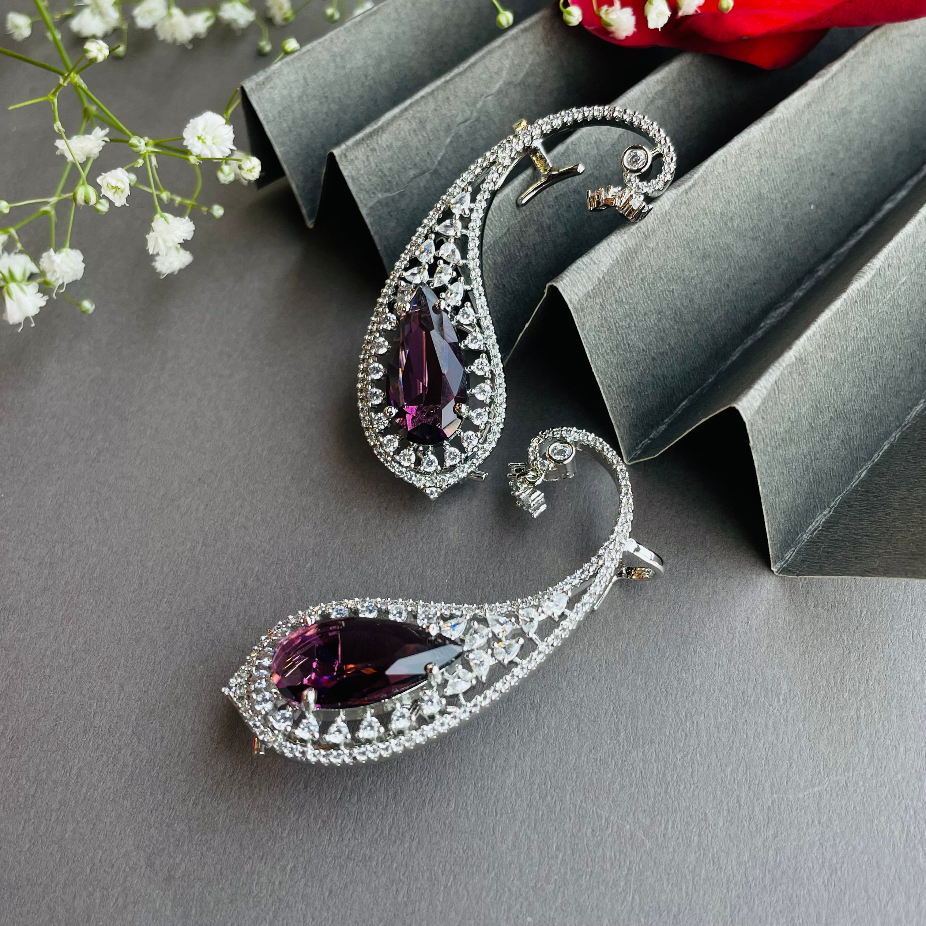 Ad Lillian earcuff