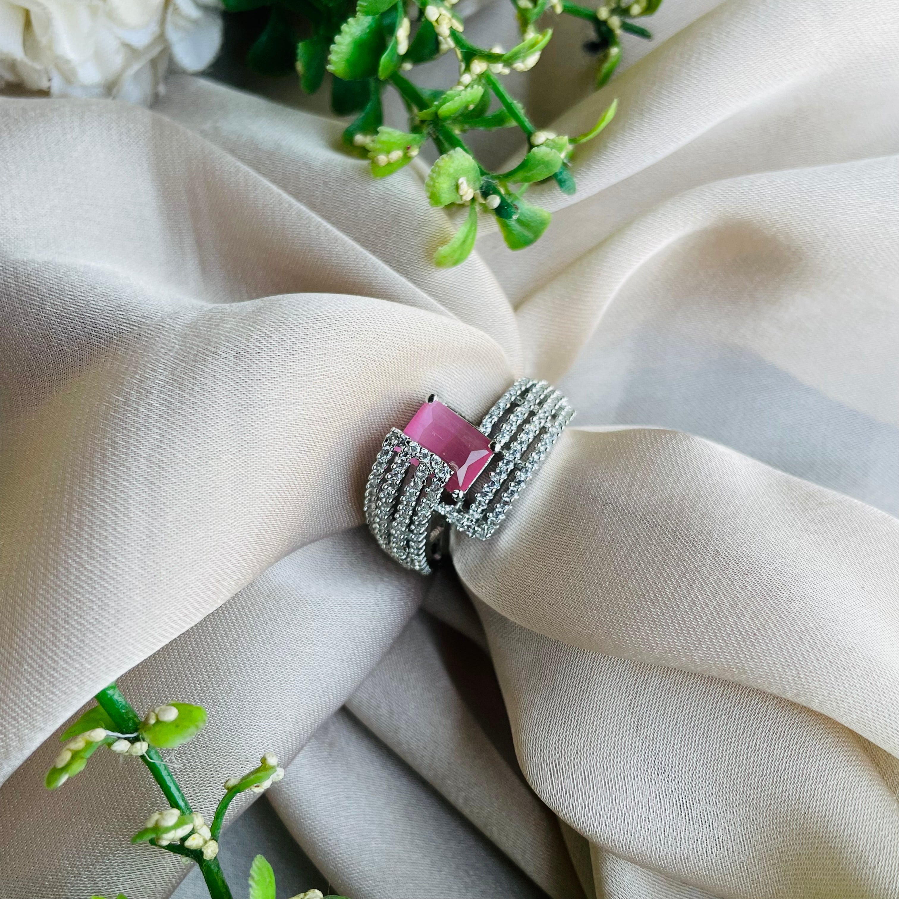 Ad Opal ring adjustable