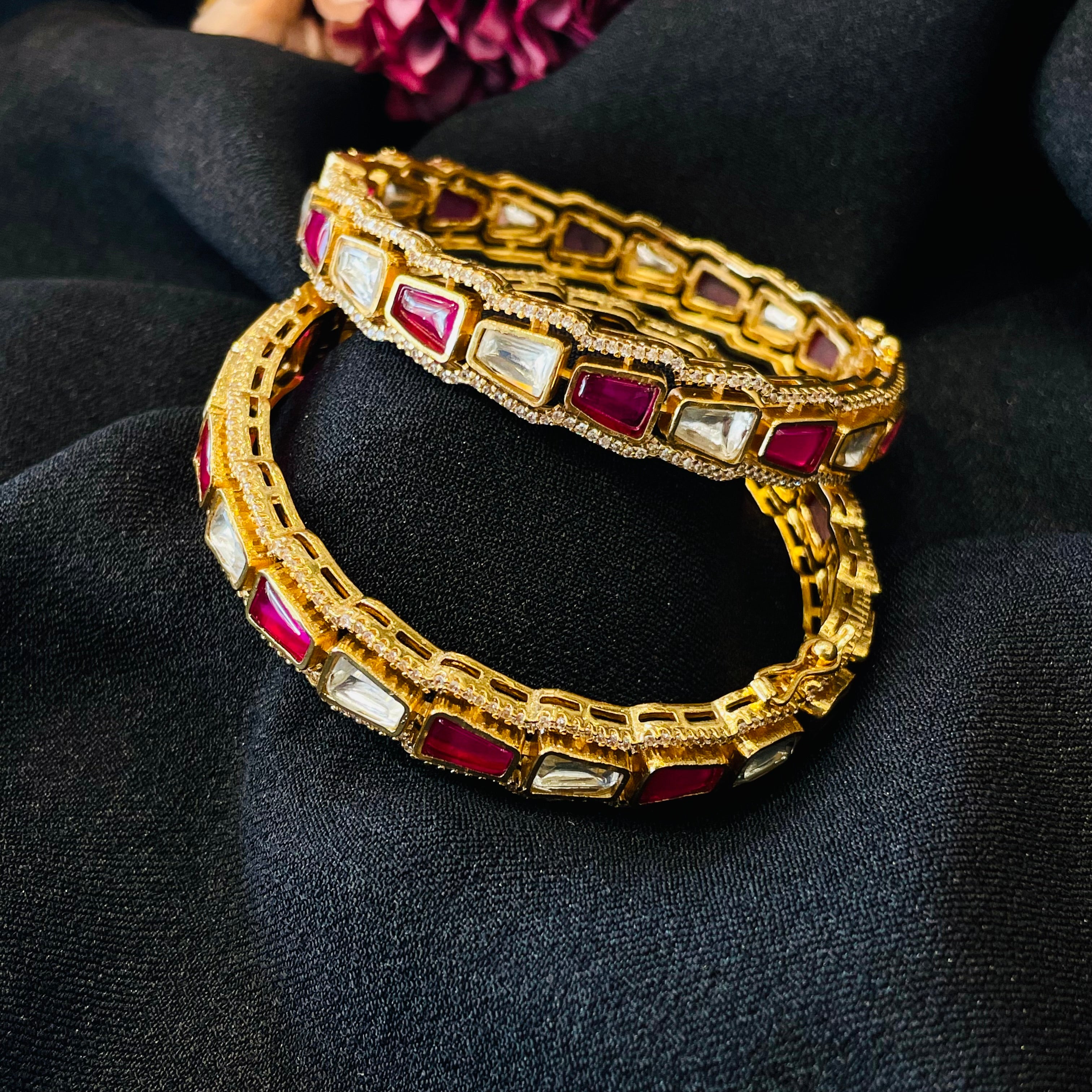 Nayaab Mahi Polki Bangles