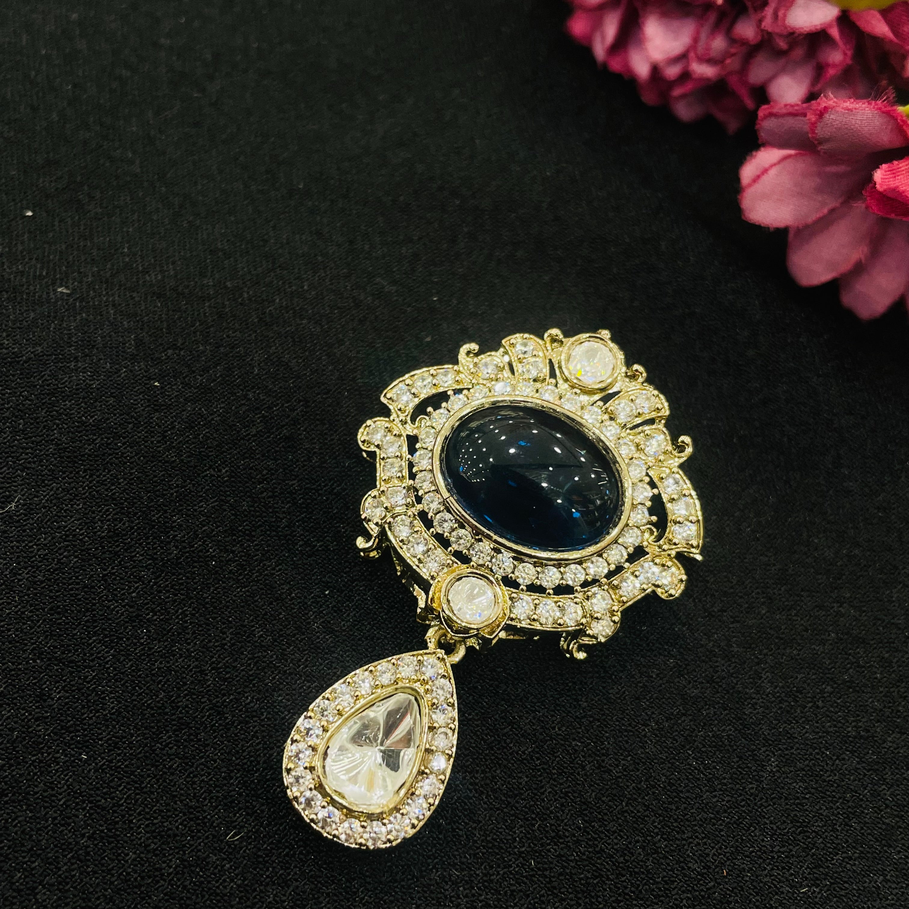 Nayaab Quinn brooch