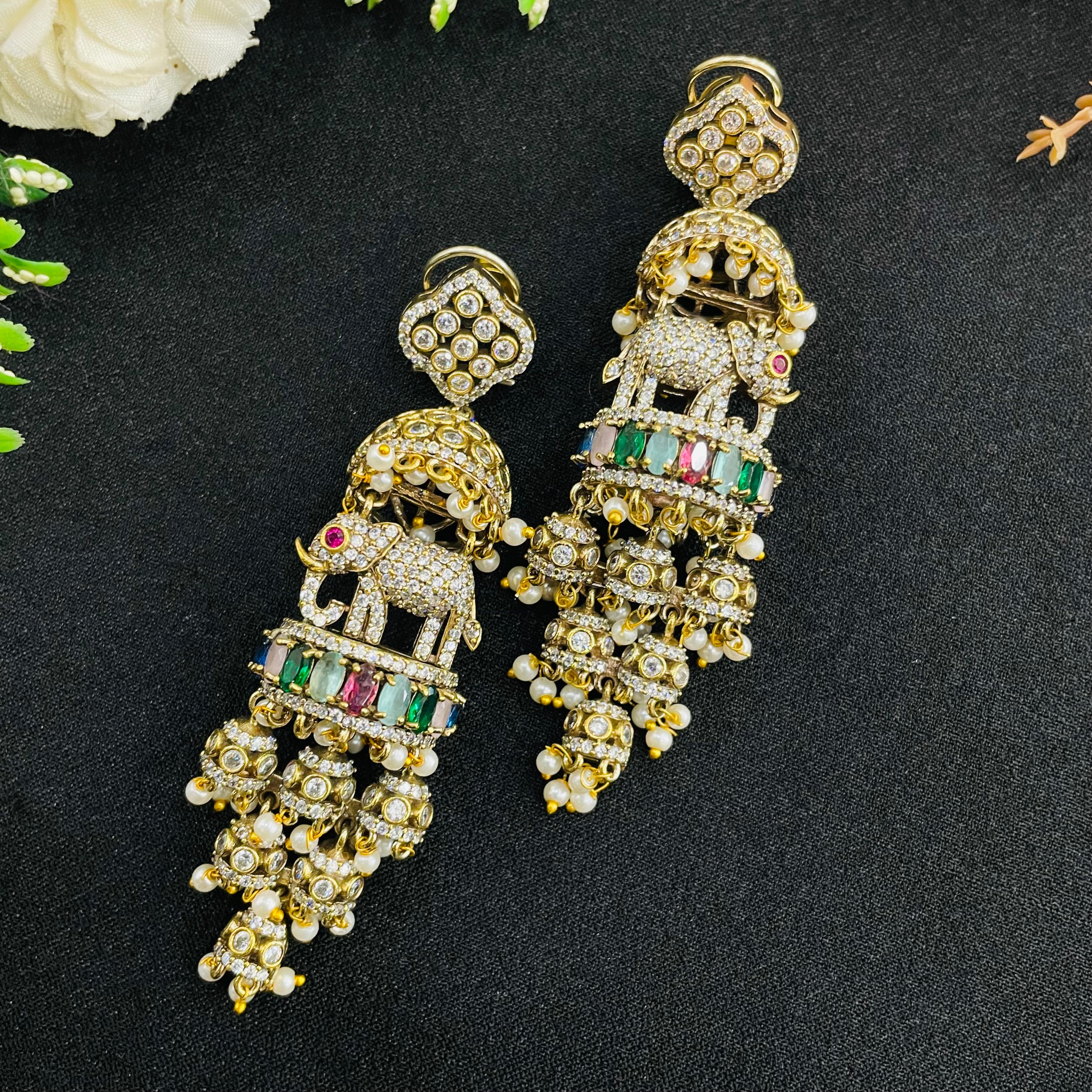 Nayaab Kavya jhumki