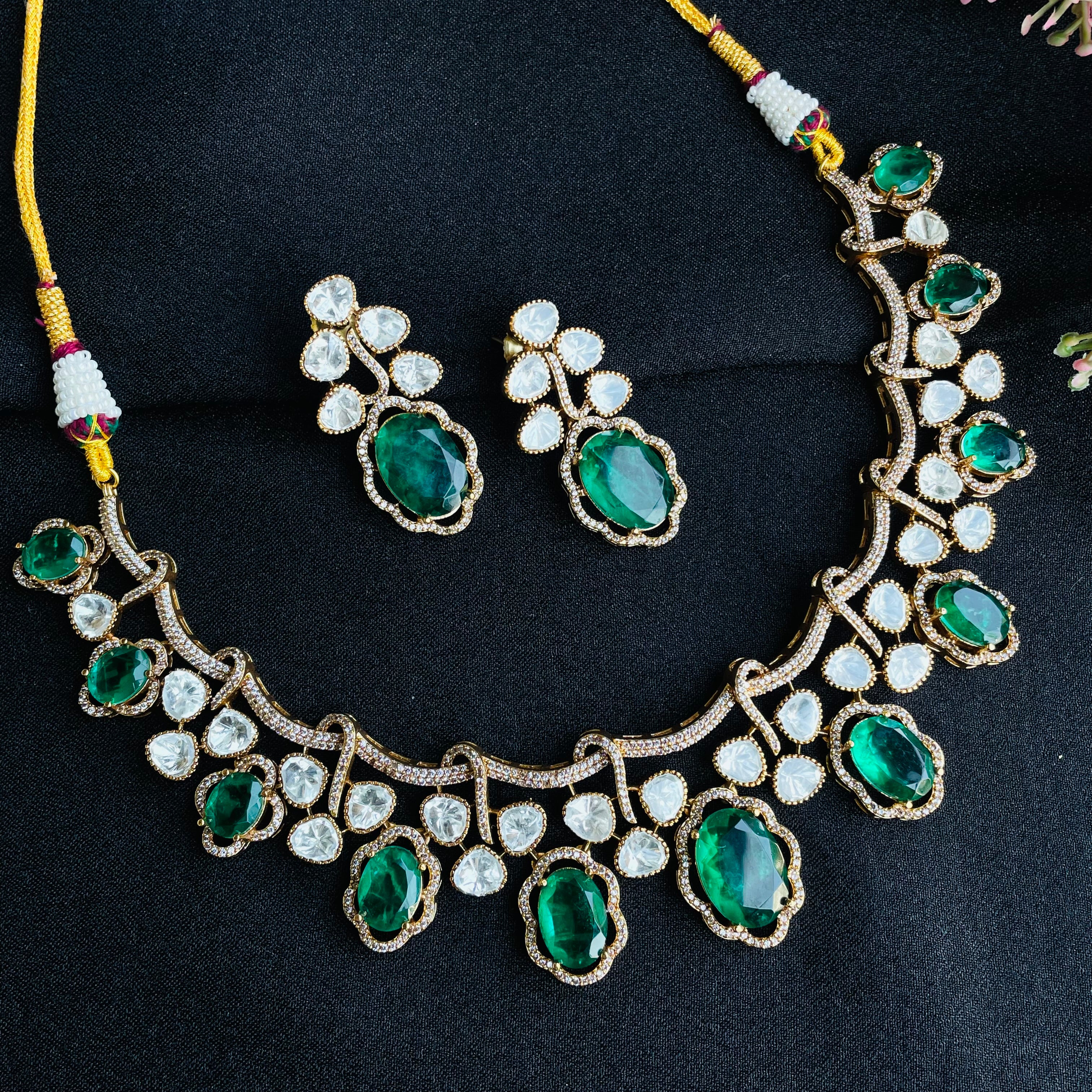 Nayaab Roohi  Polki Neckpiece