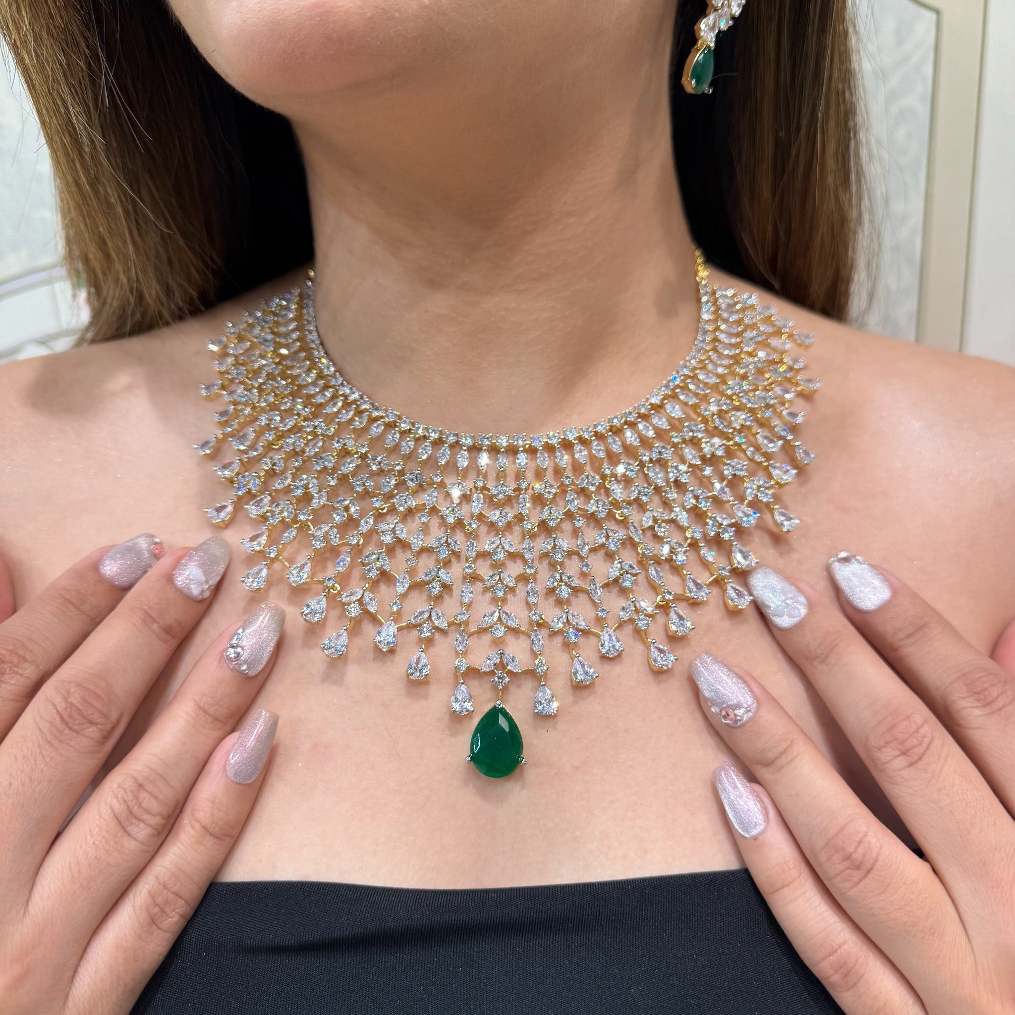 AD Elyna Neckpiece