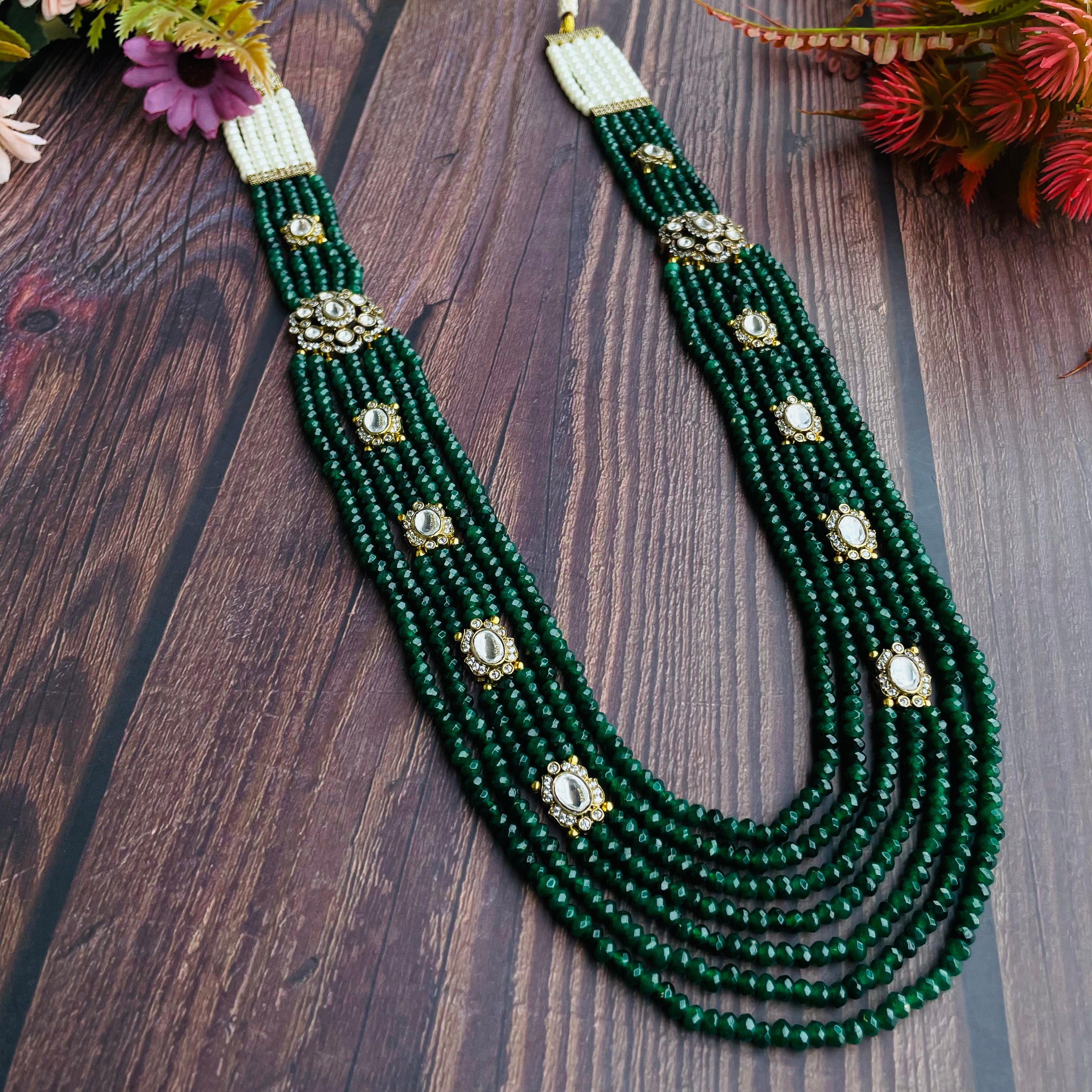 Nayaab rusi long Neckpiece