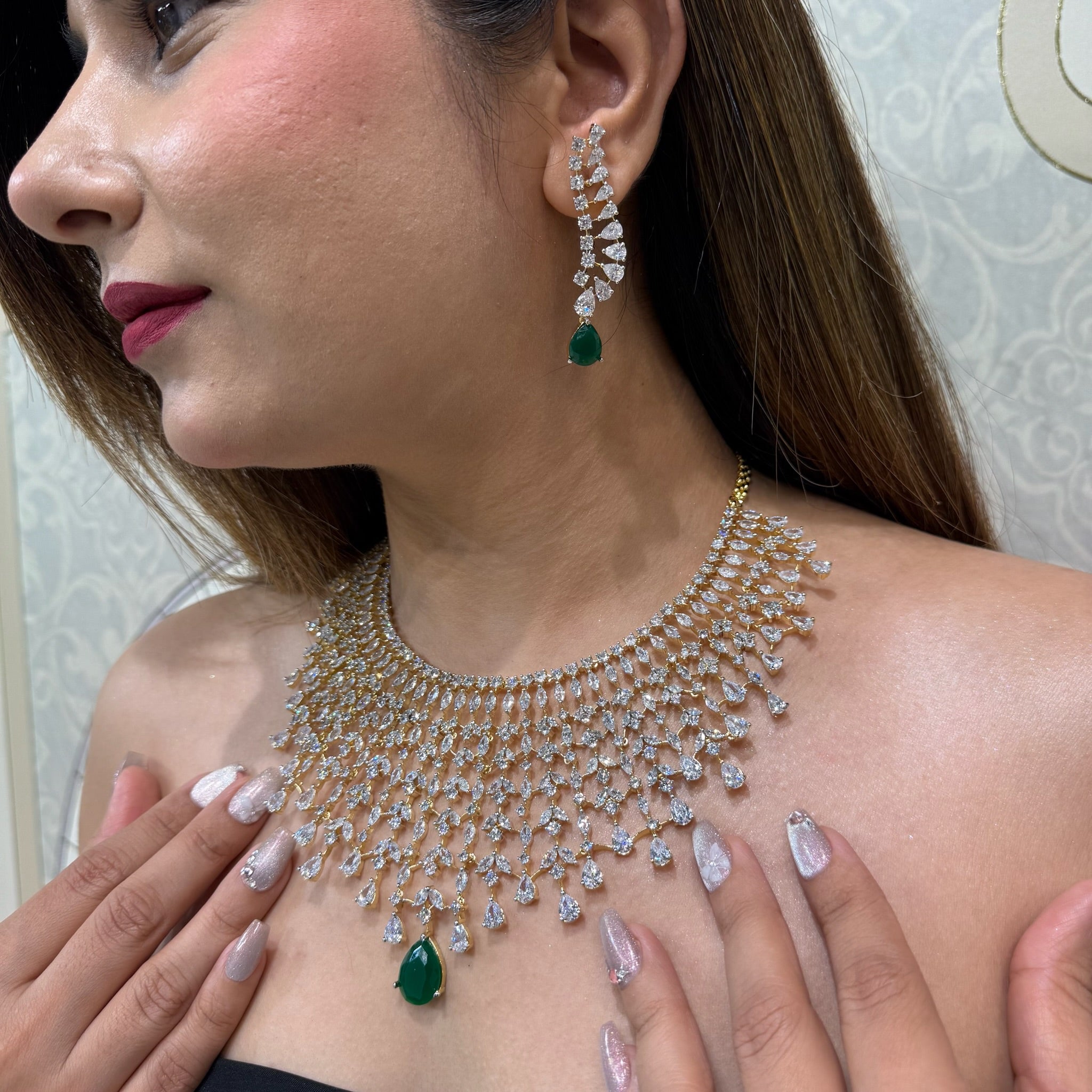 AD Elyna Neckpiece