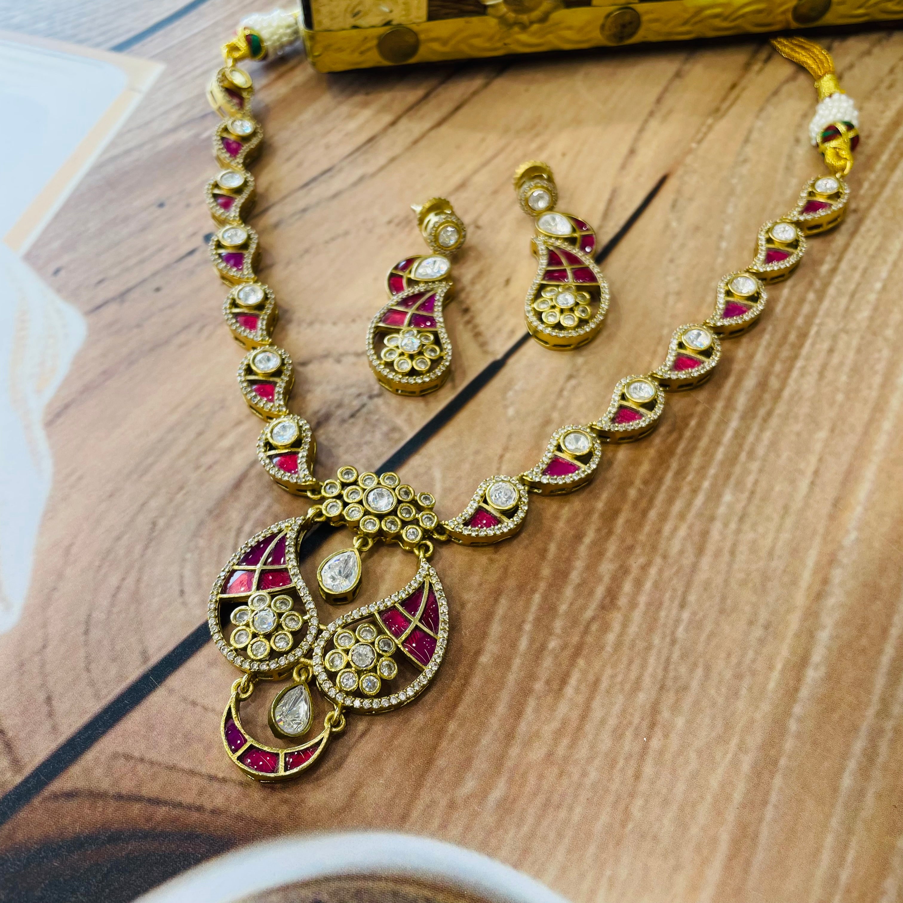 Nayaab Tanisha Polki Neckpiece