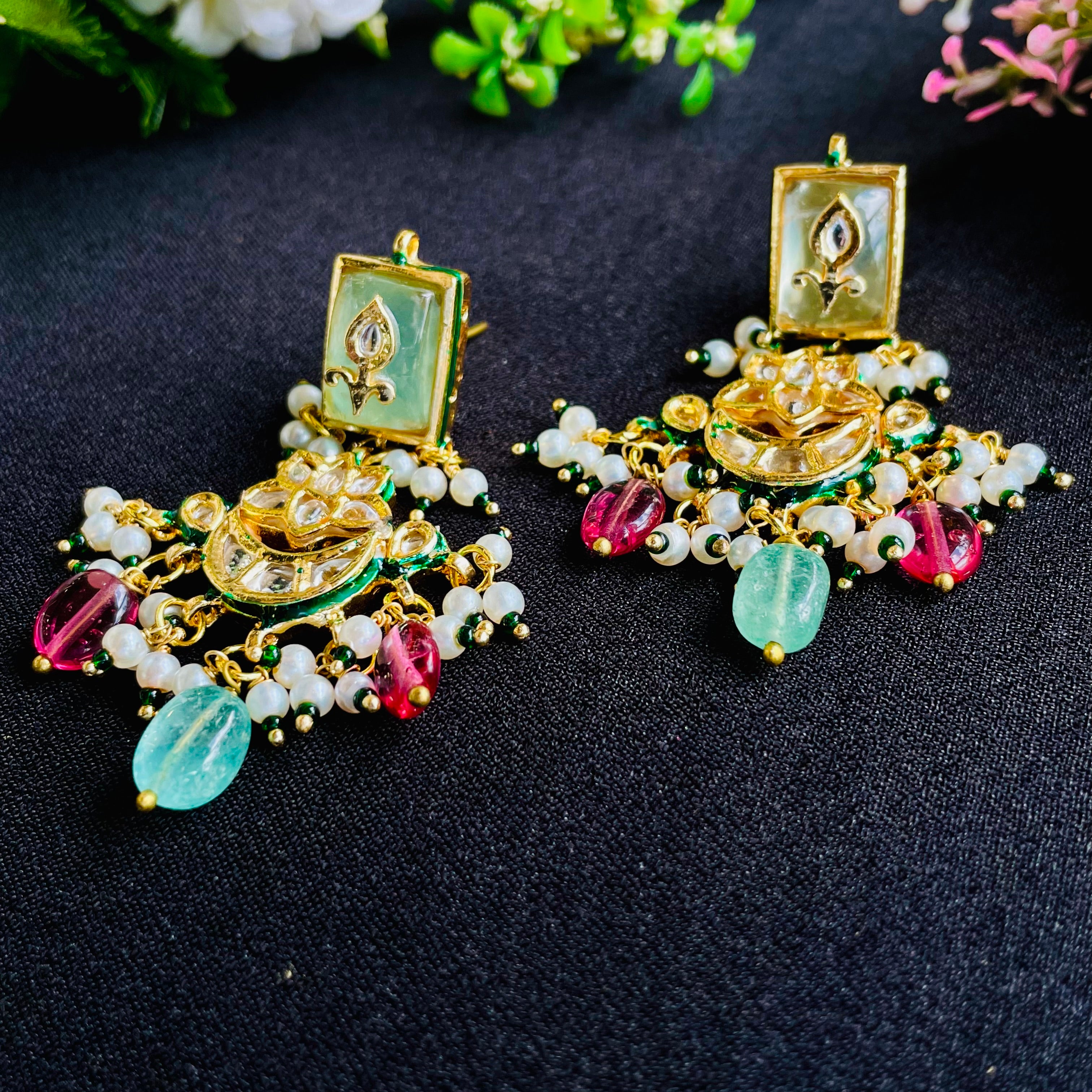 Nayaab Shaaksi Neckpiece