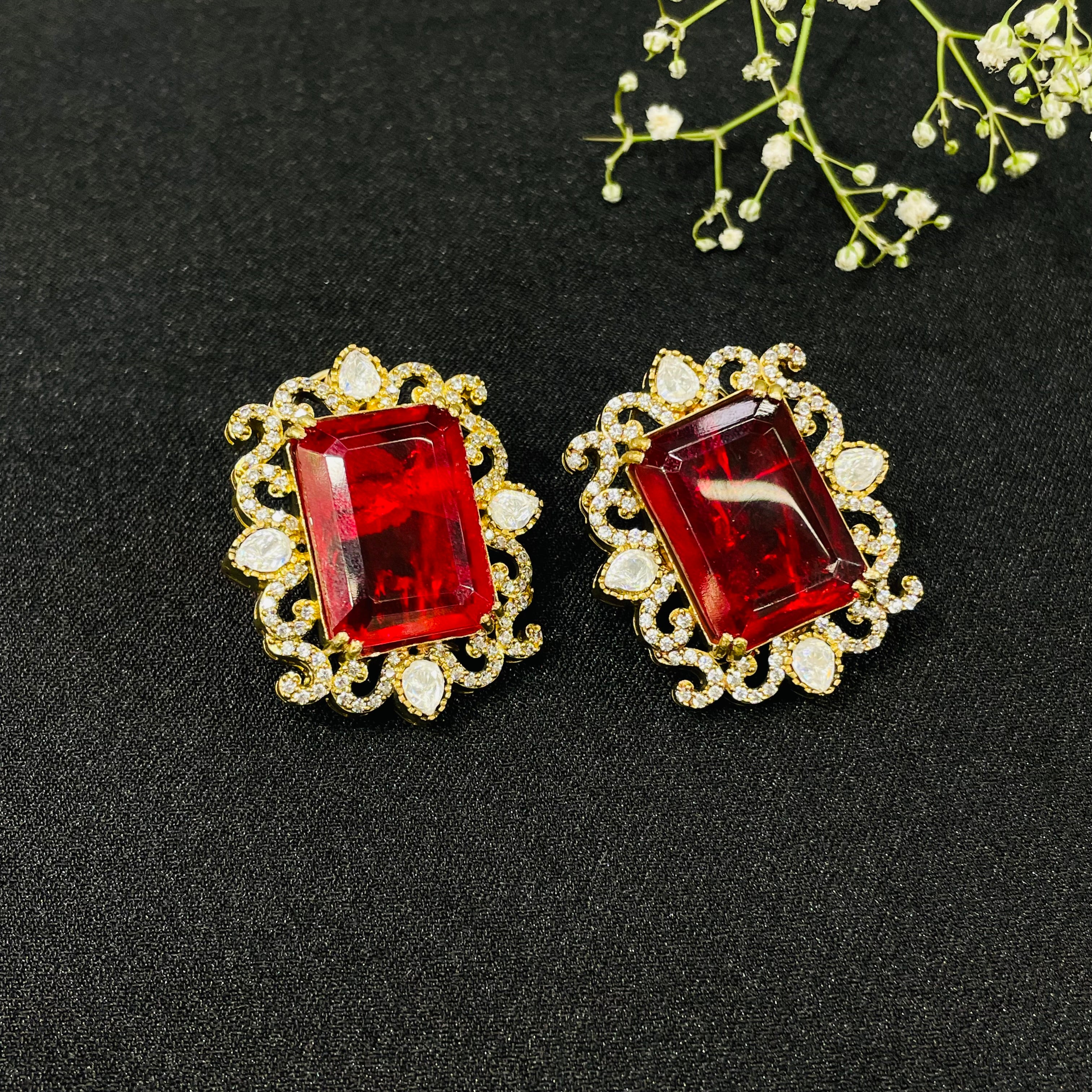 Nayaab Ruhani Choker