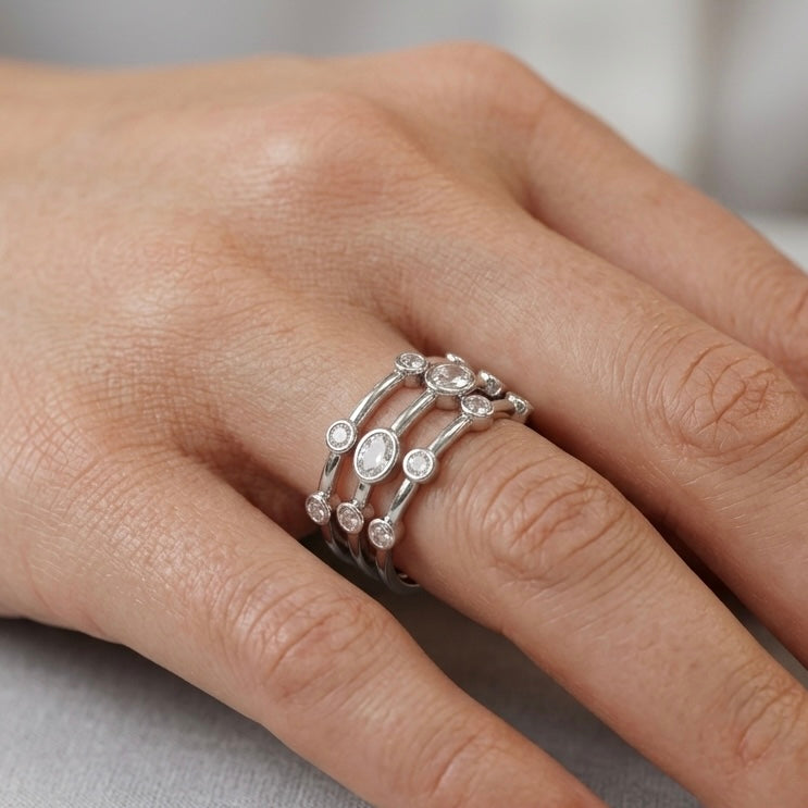 Layla Ring 1077 - Adjustable