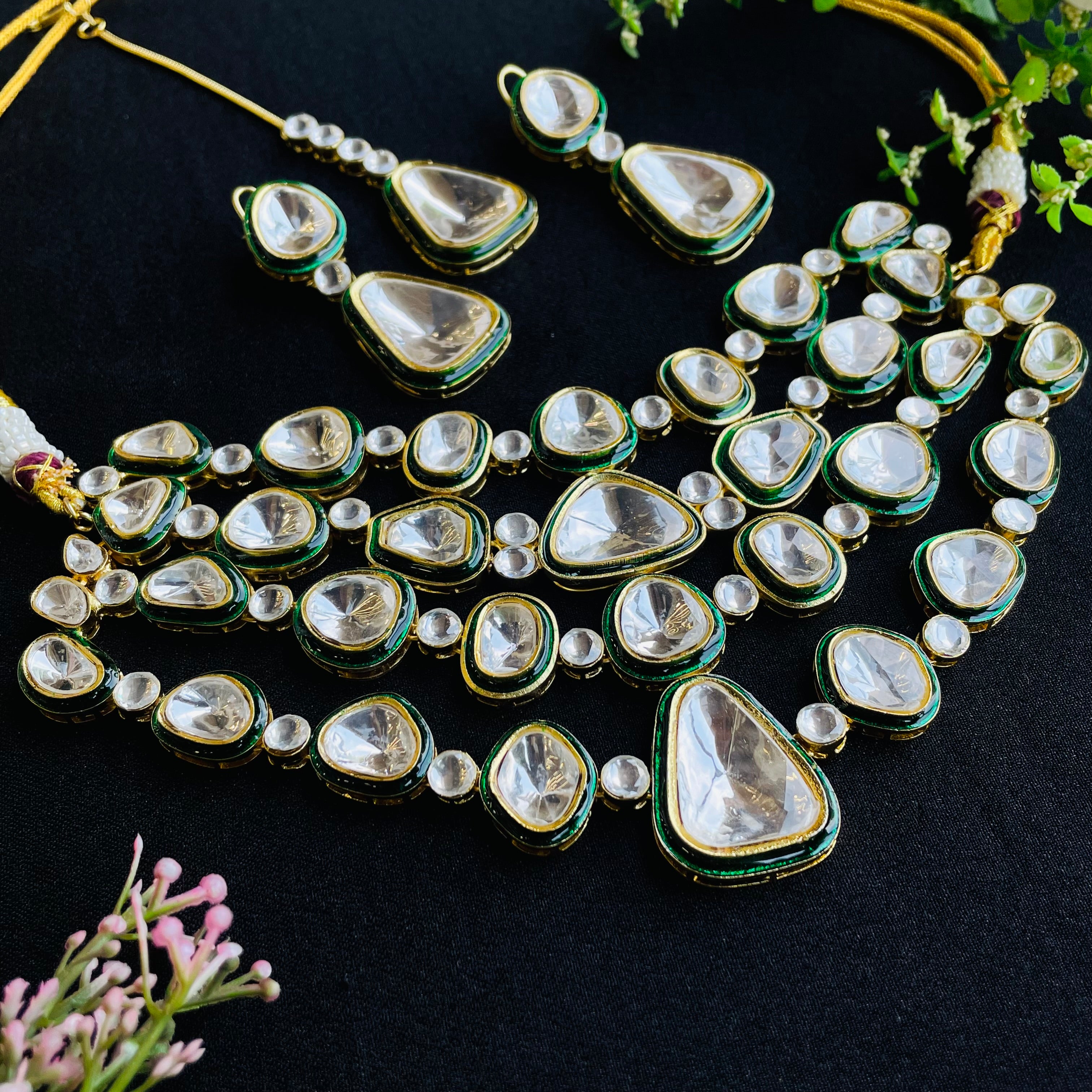Nayaab Savya Polki Neckpiece