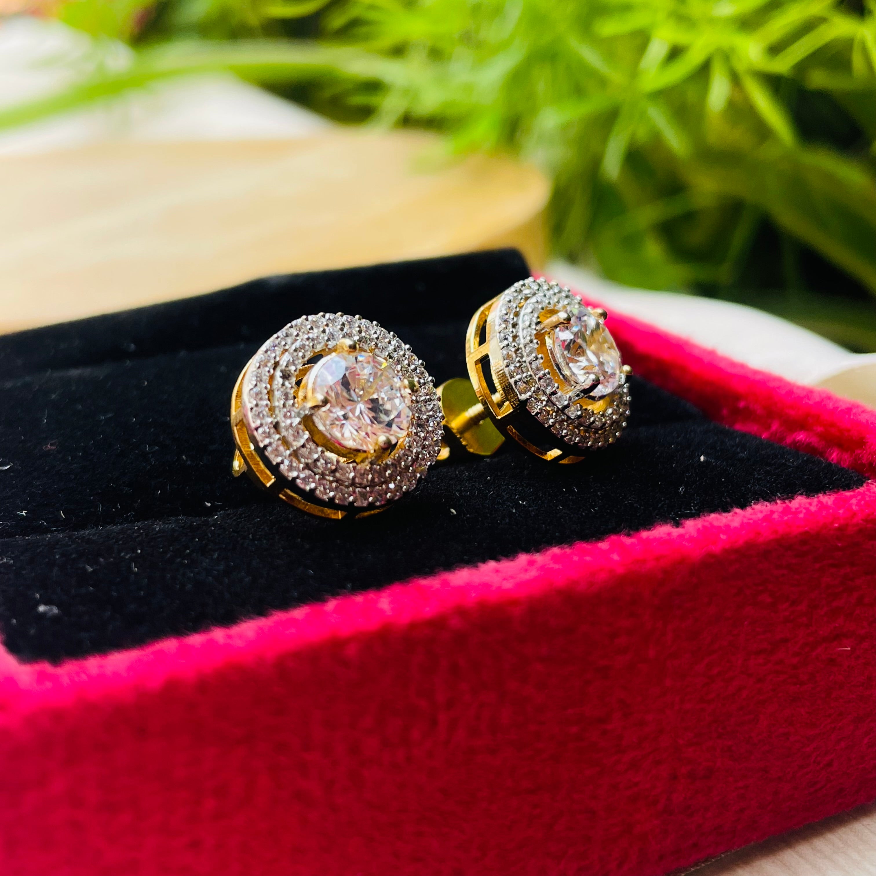 Ad Buffy studs