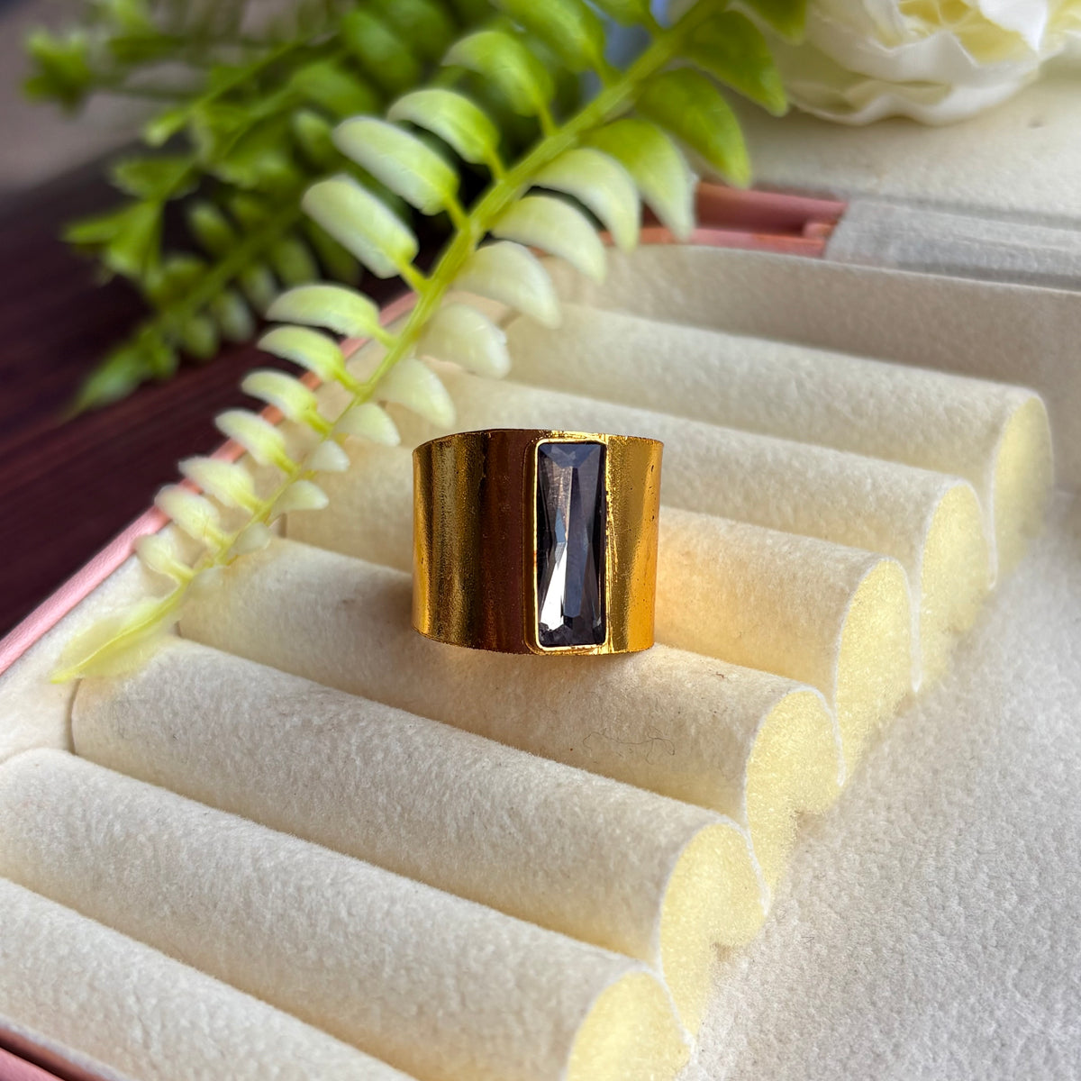 Shyaamrekha Ring