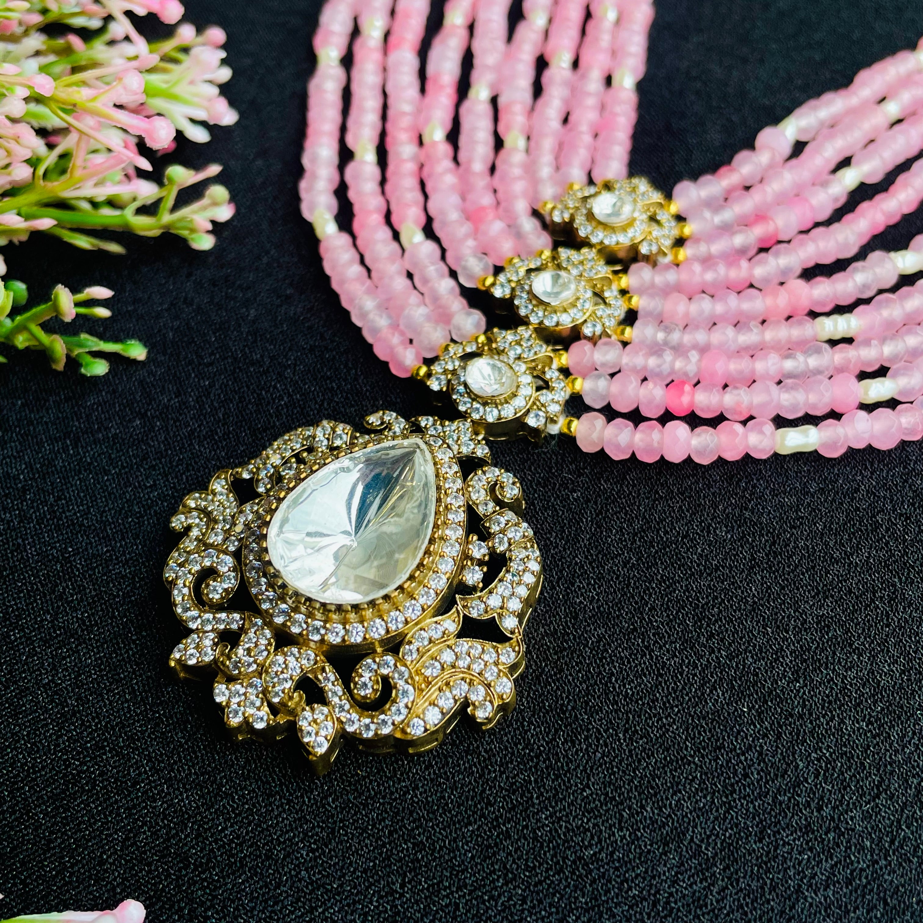 Nayaab kareena Neckpiece