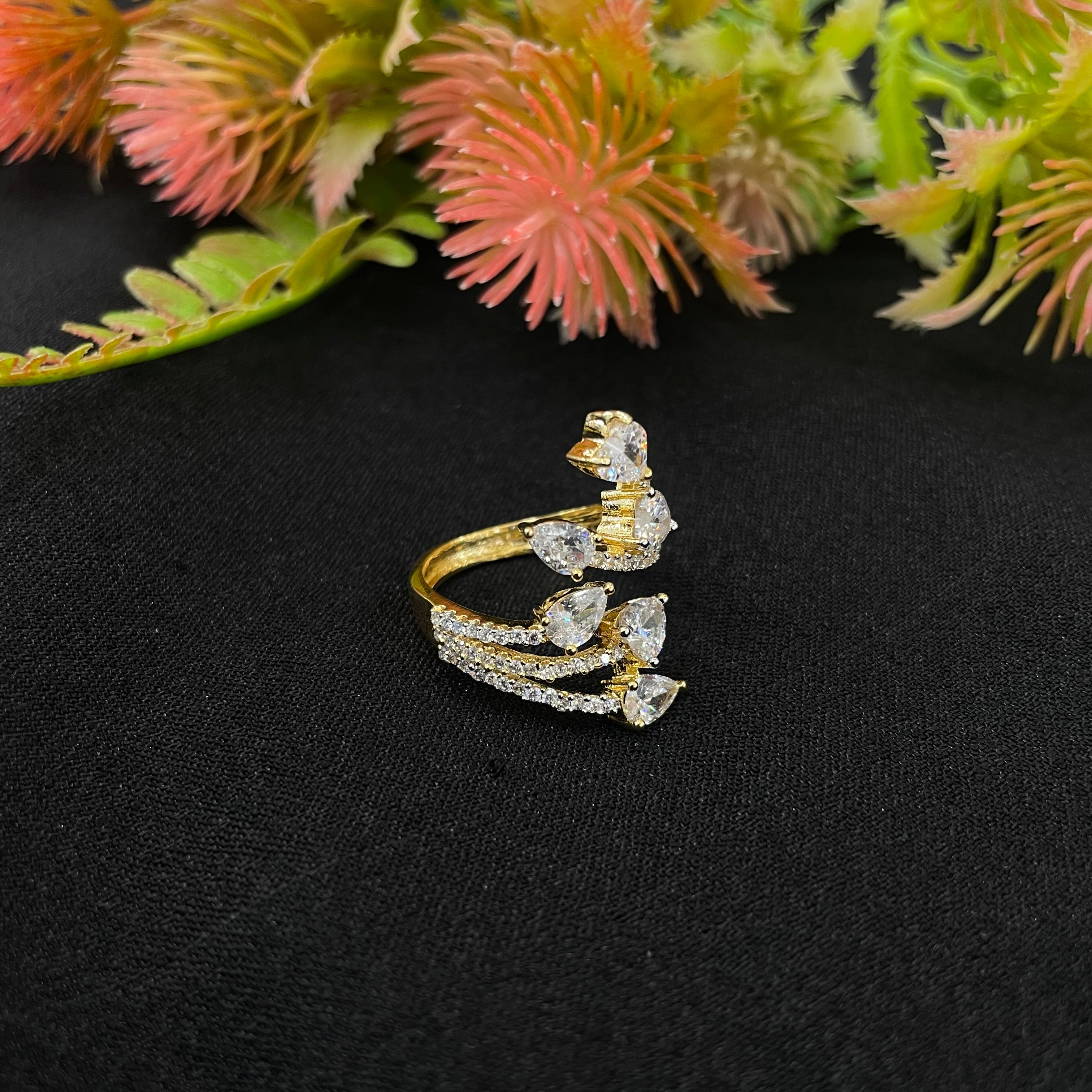 Ad Evora Ring