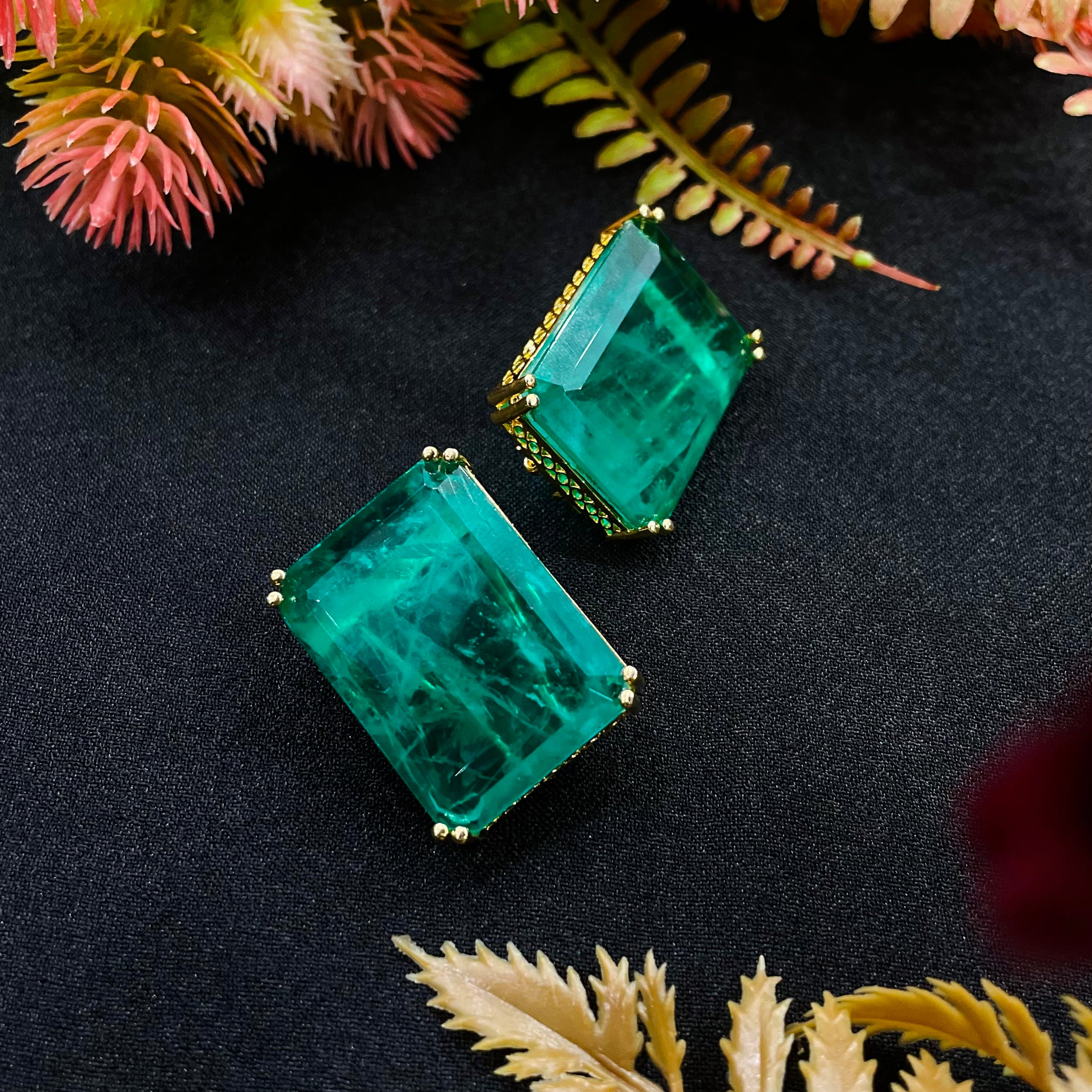 Nayaab Doublet Stone Studs