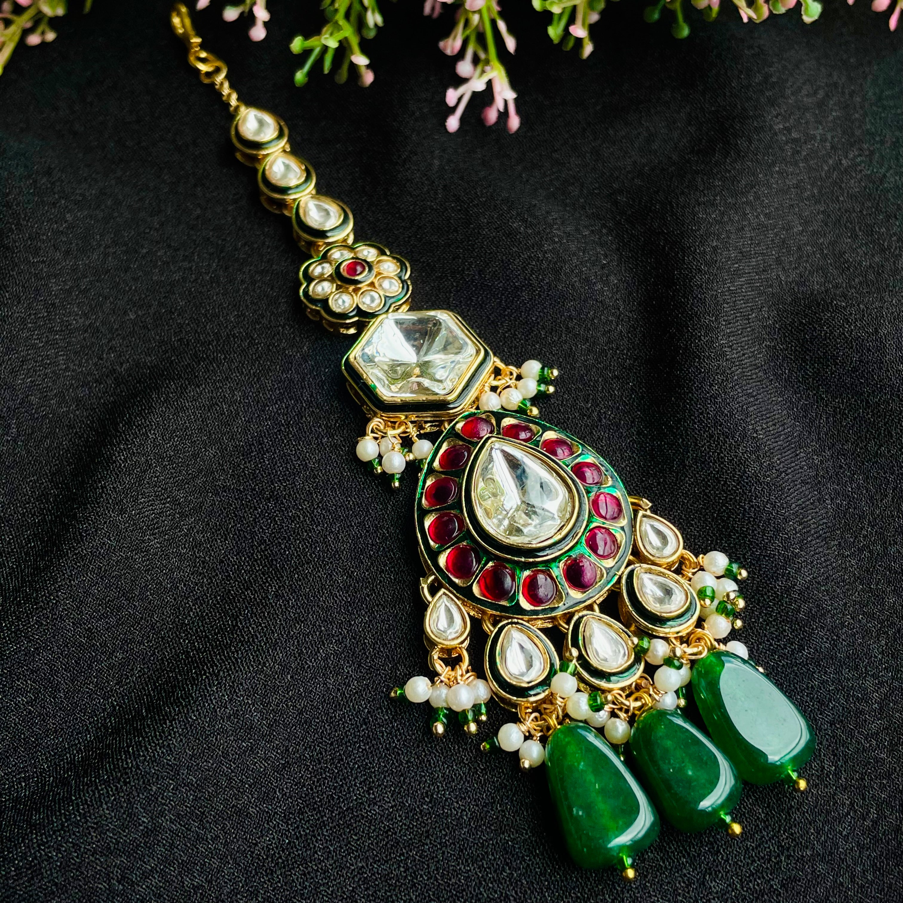 Nayaab Jiya Polki Tikka