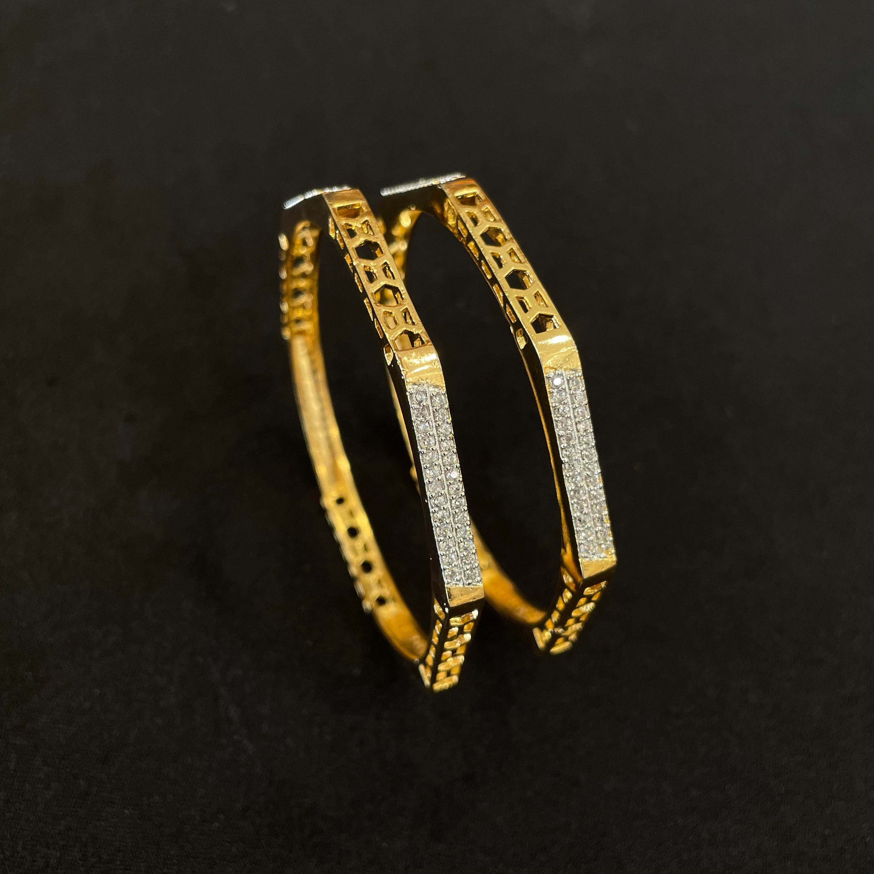 AD Aria Bangles