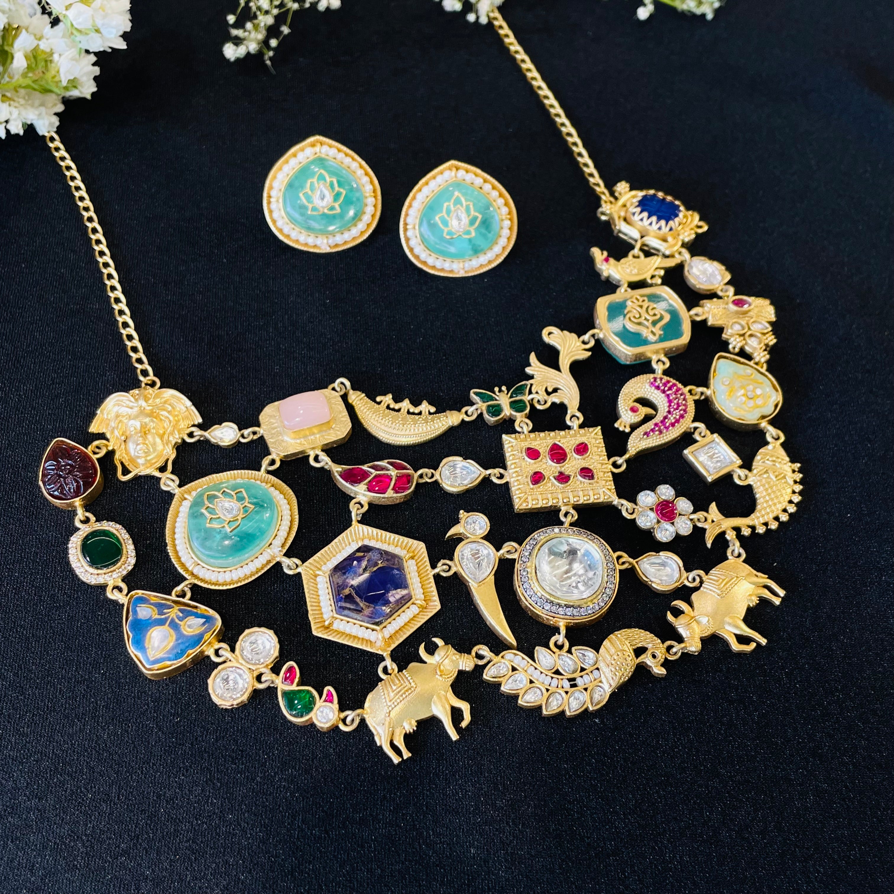 Nayaab Prachi Neckpiece