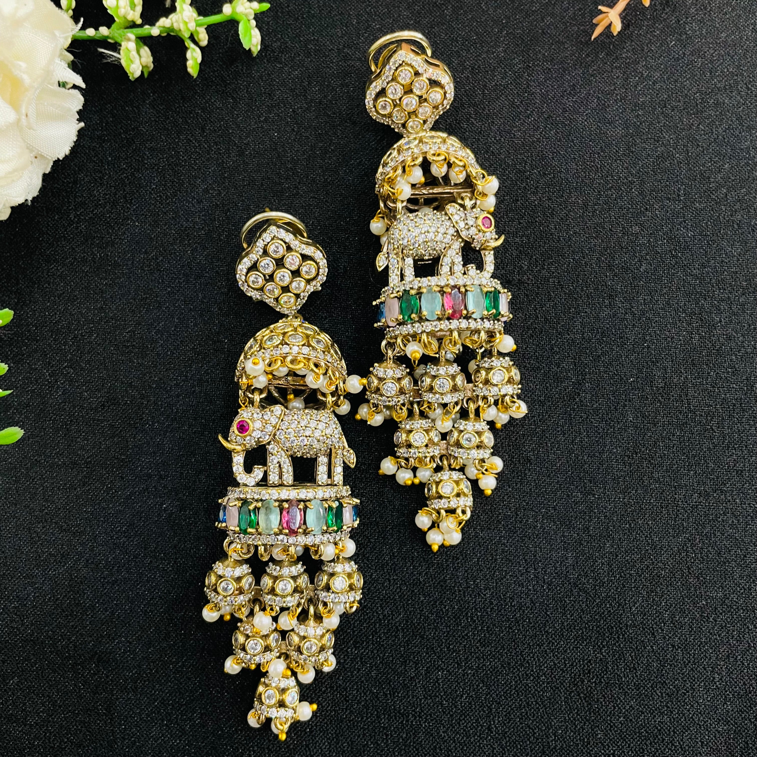 Nayaab Kavya jhumki
