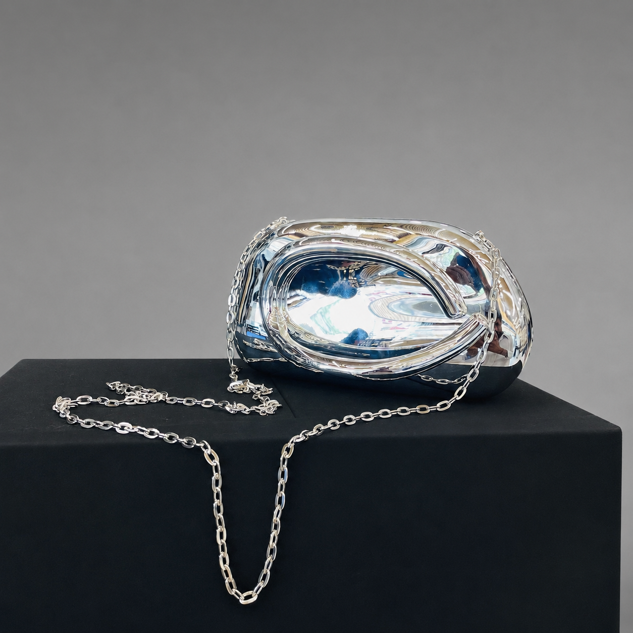 Nova Liquid Mirror Bag