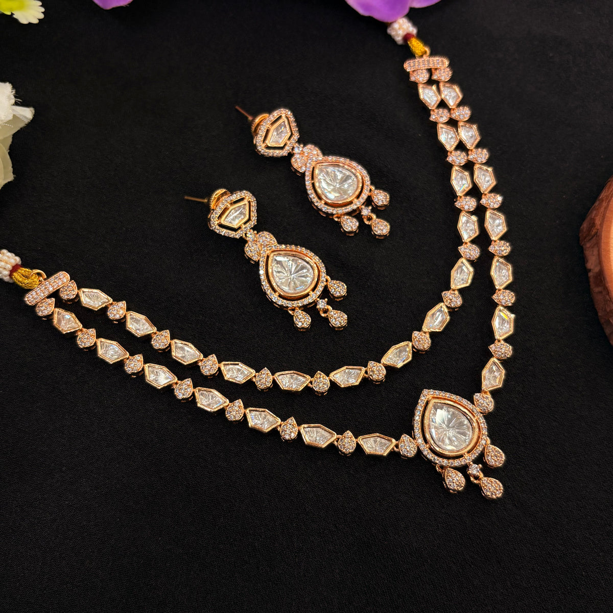 Aarvika Neckpiece