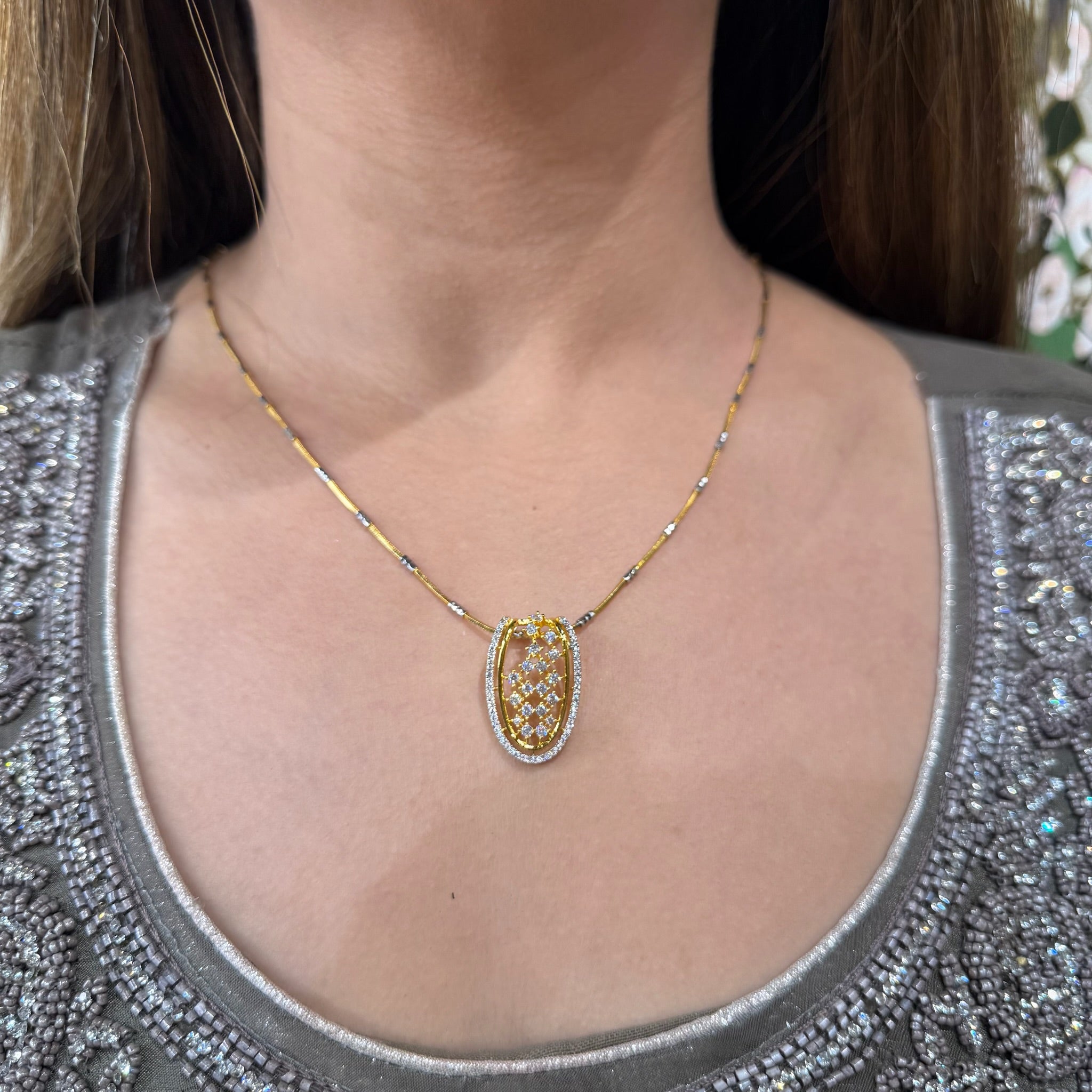 AD Ziana Pendant Set