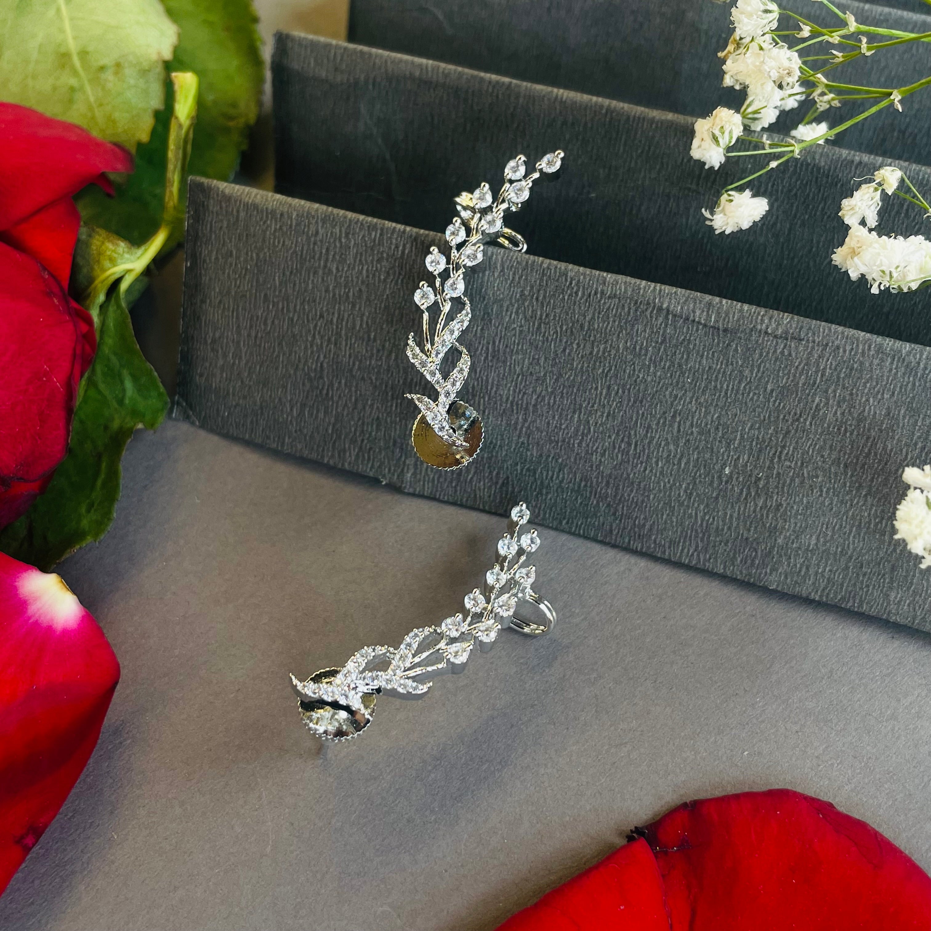 Ad Charlie earcuff