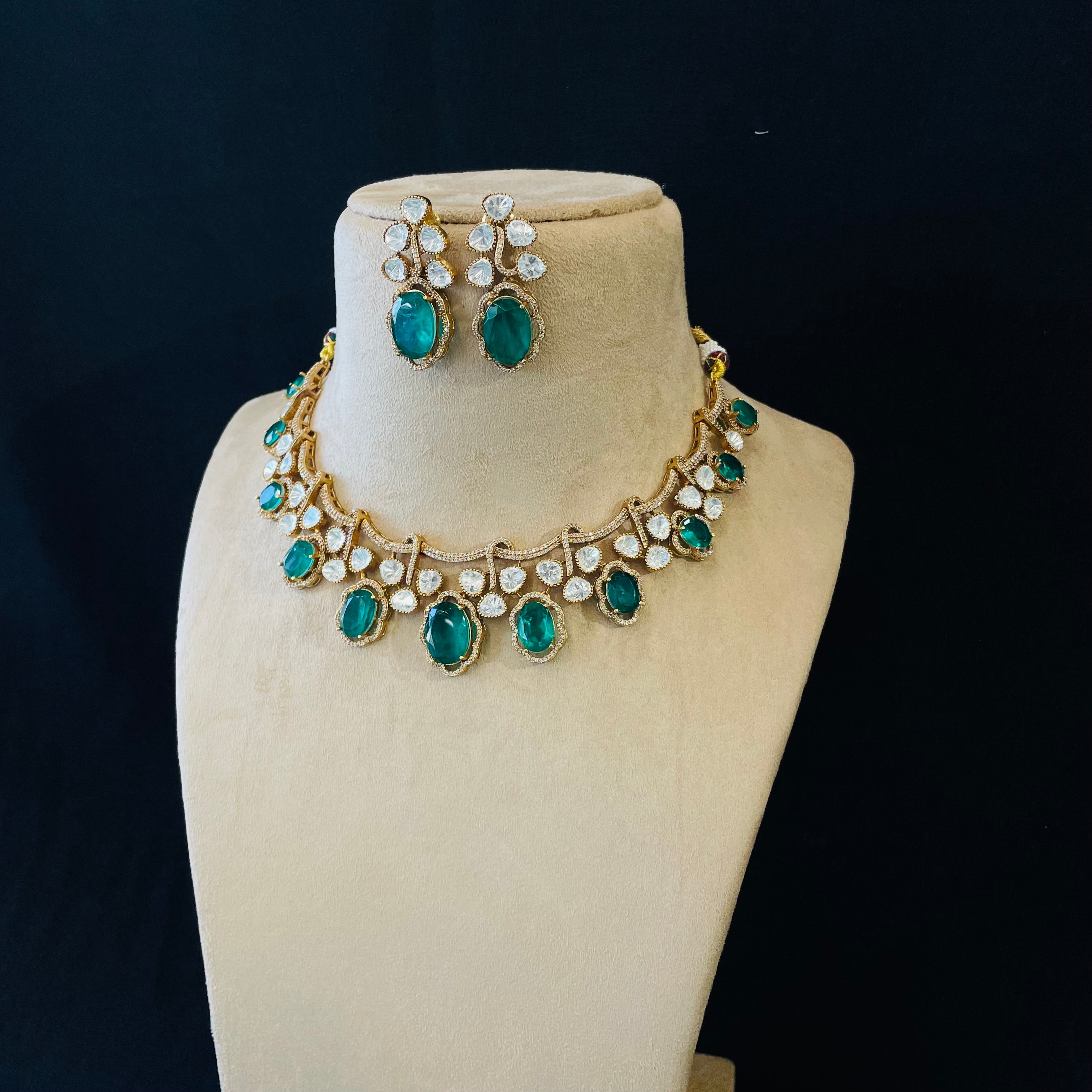 Nayaab Roohi  Polki Neckpiece