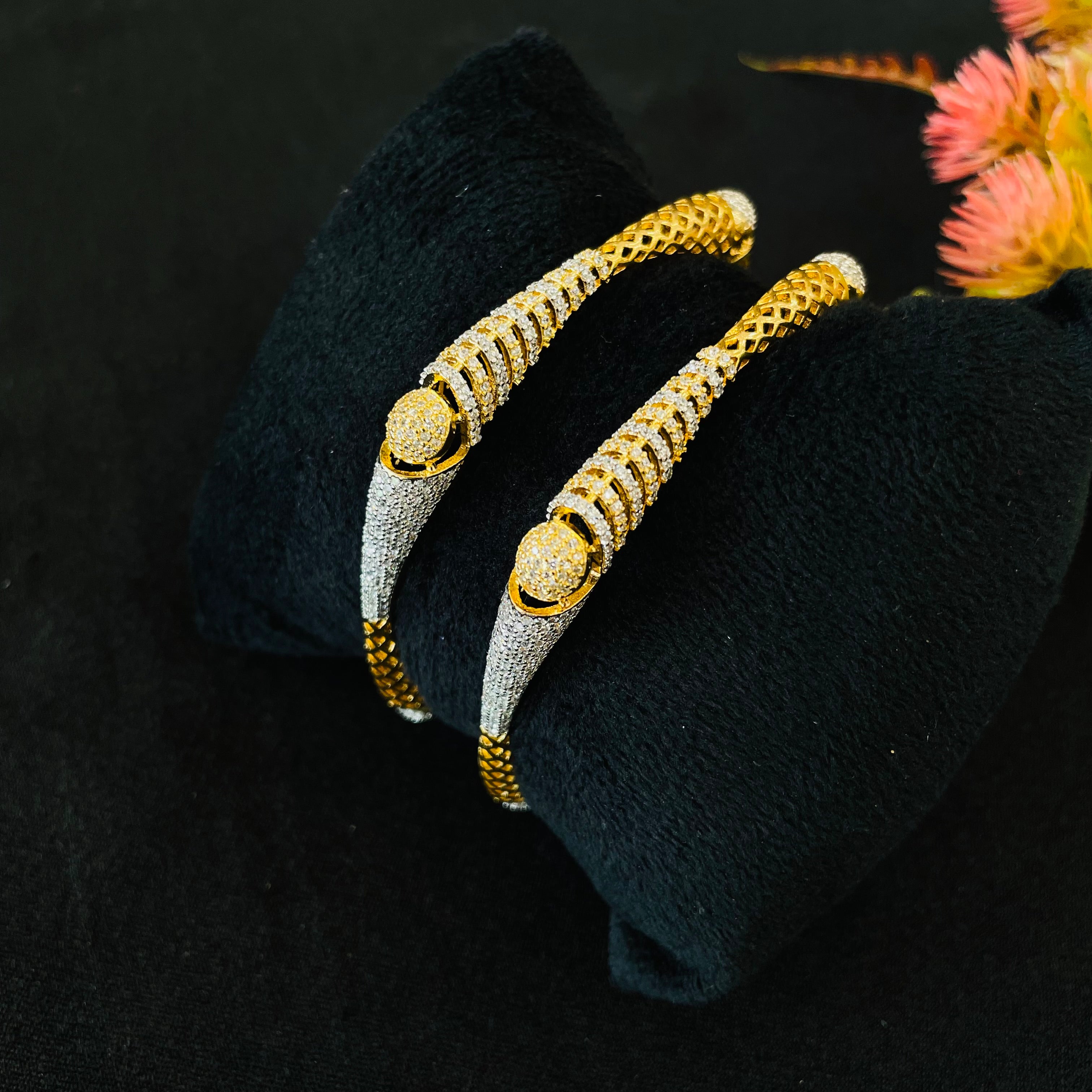 AD Kiyana Bangles