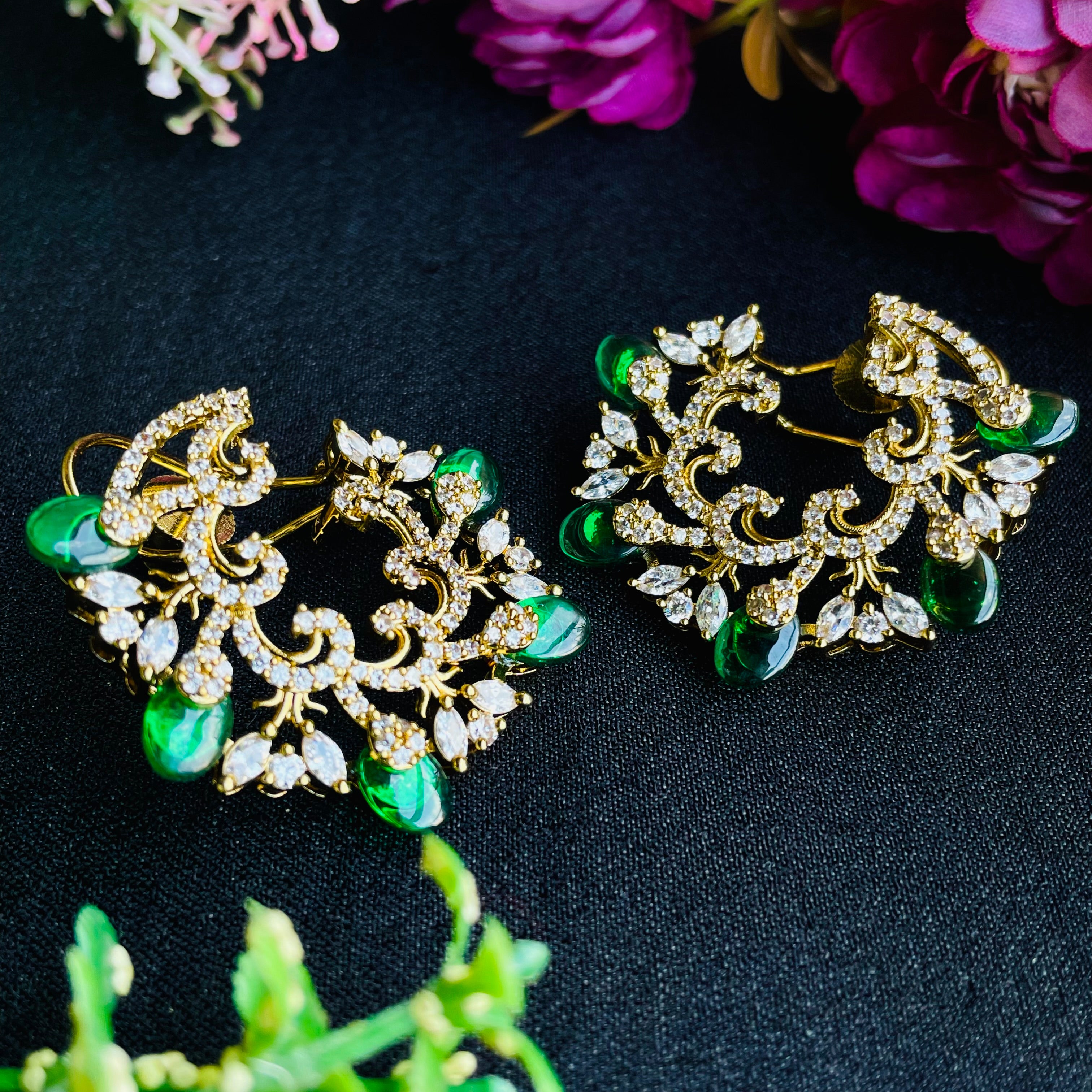 Nayaab Shamiksha studs