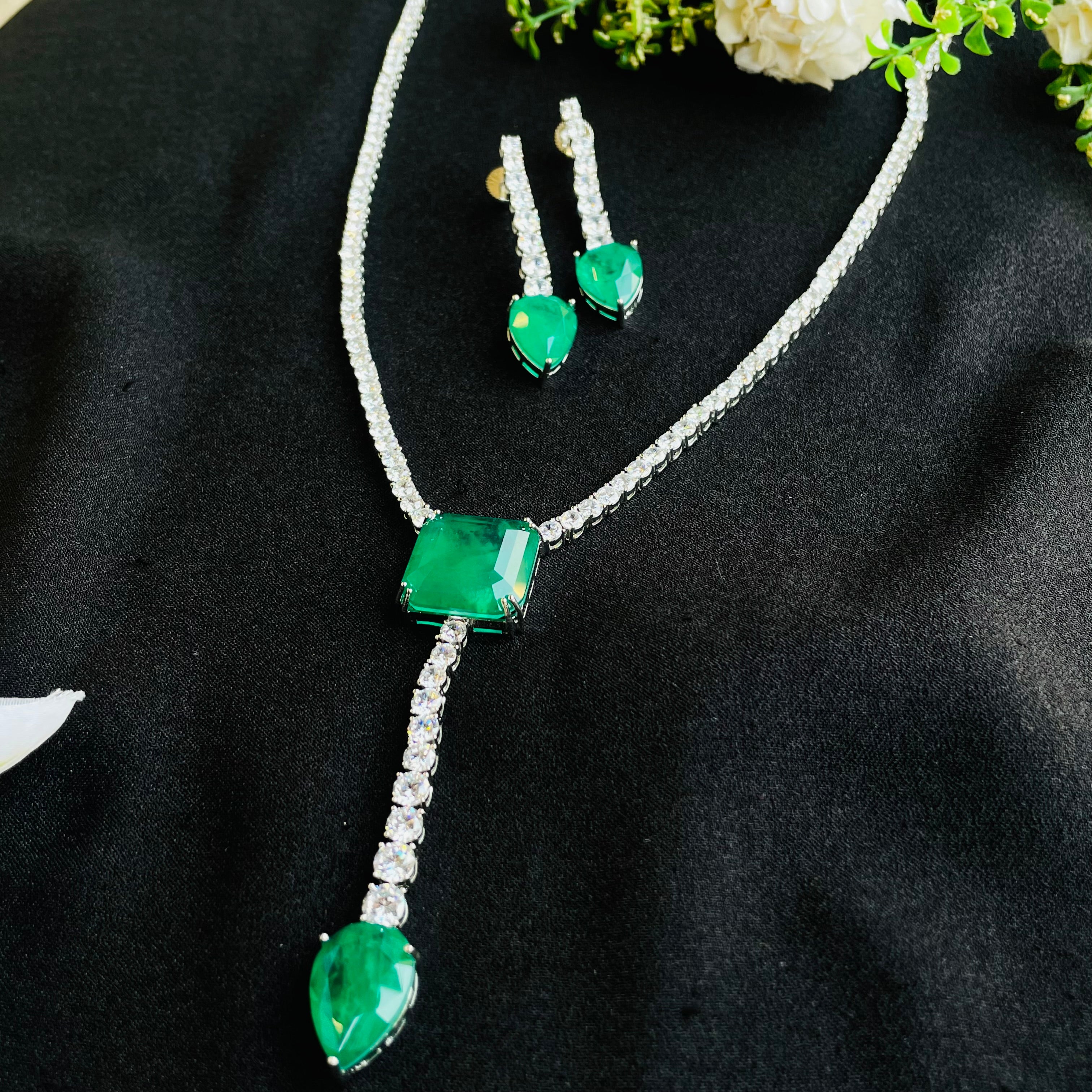 Ad Angela Neckpiece