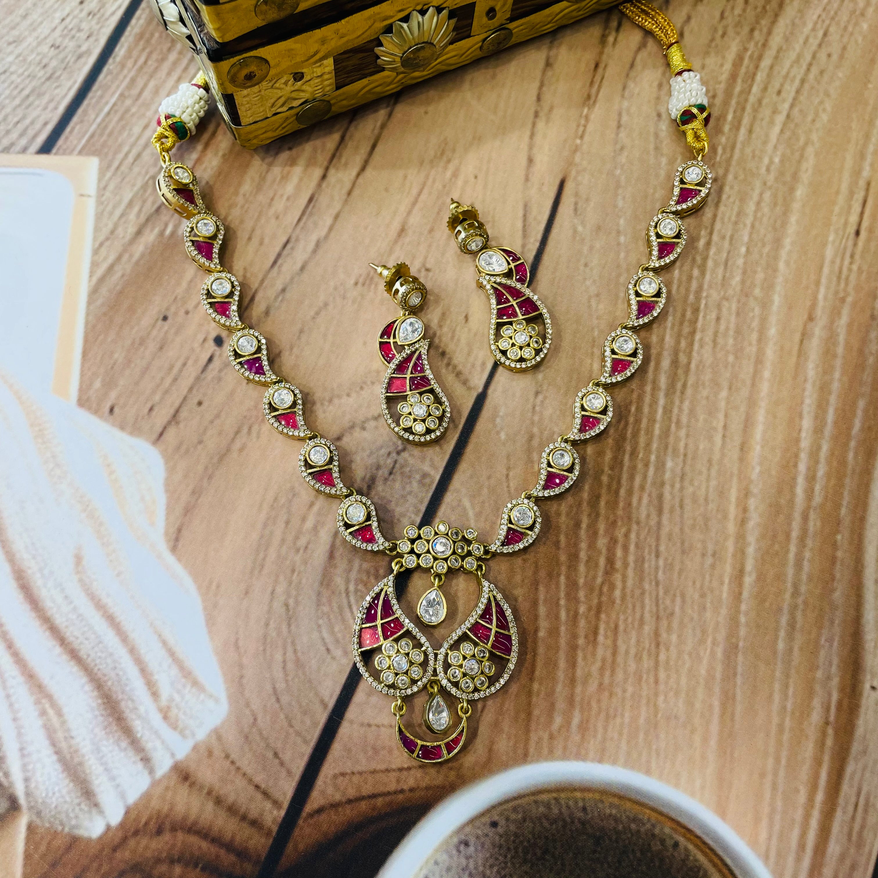 Nayaab Tanisha Polki Neckpiece