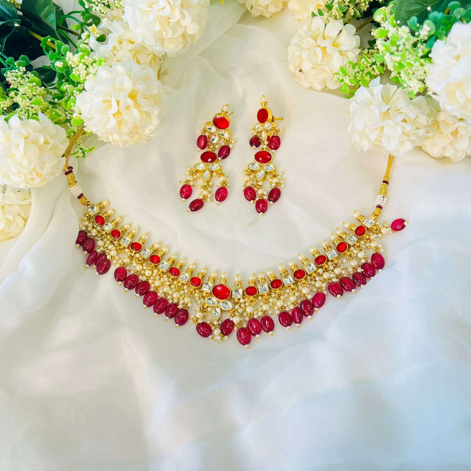 Nayaab Ruhaani Polki Neckpiece Velvet box by Shweta