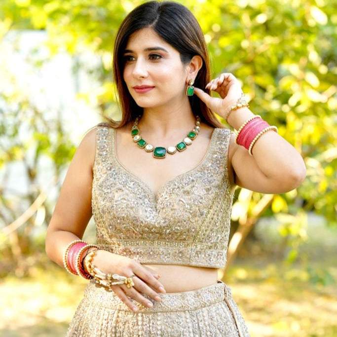 Nayaab Jasmine polki neckpiece