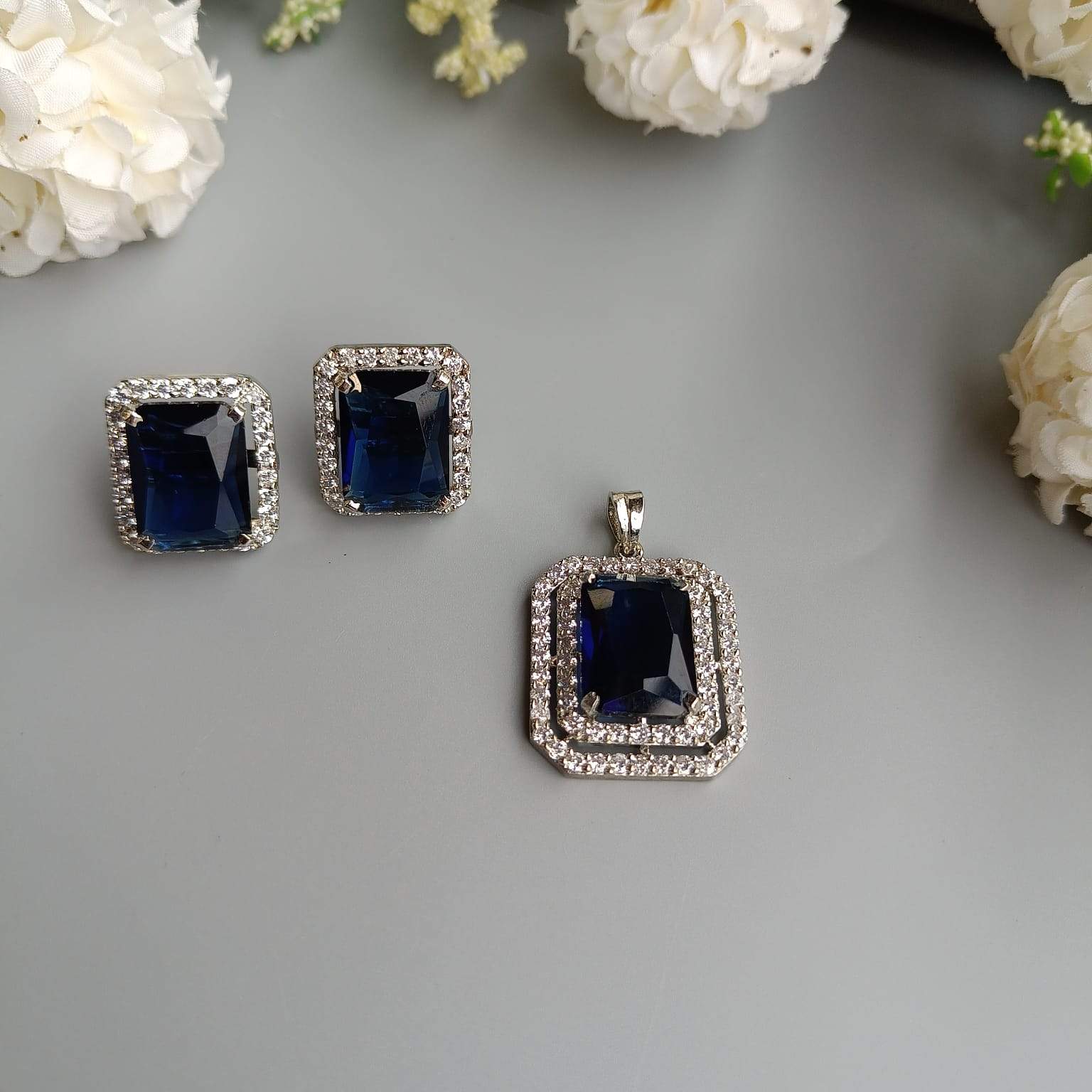 Vs Sterling silver pendant Set 01