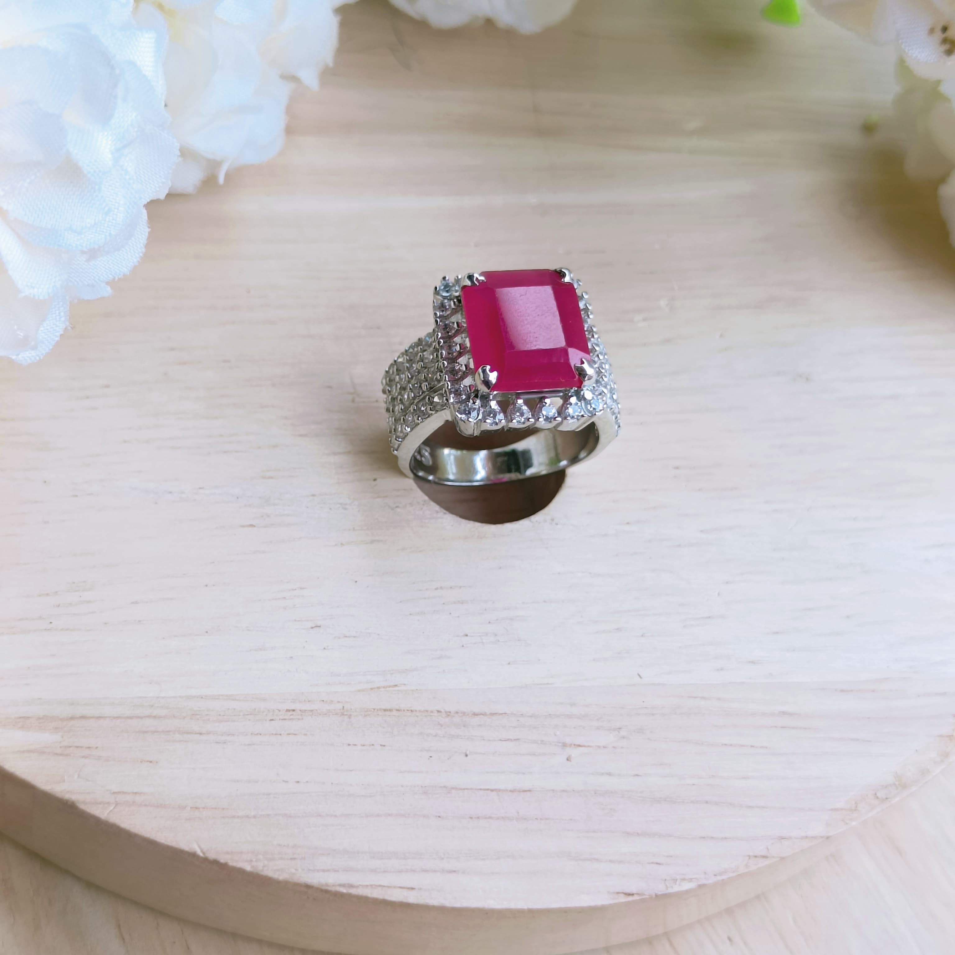 VS Sterling Silver Cocktail Ring 089 8g