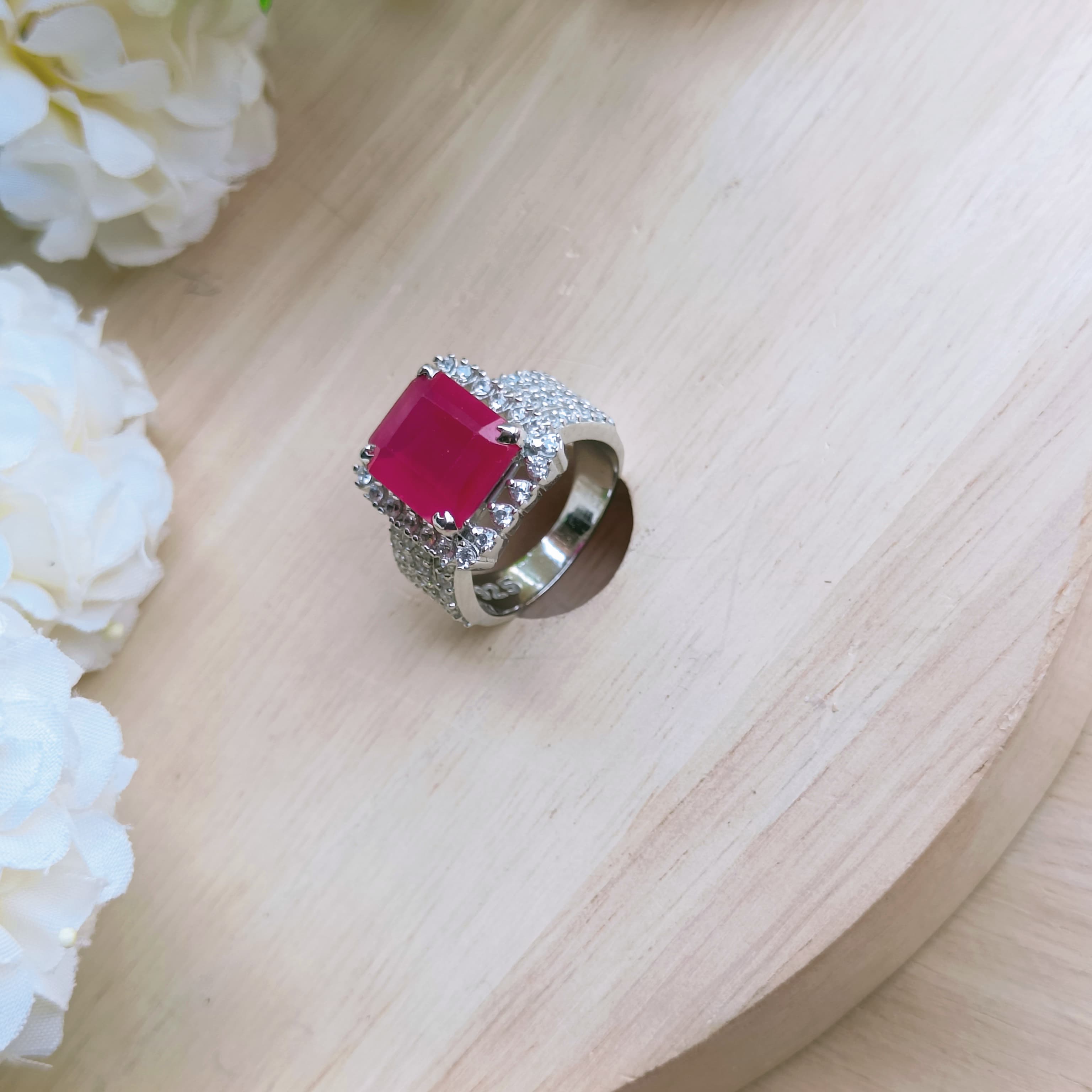 VS Sterling Silver Cocktail Ring 089 8g