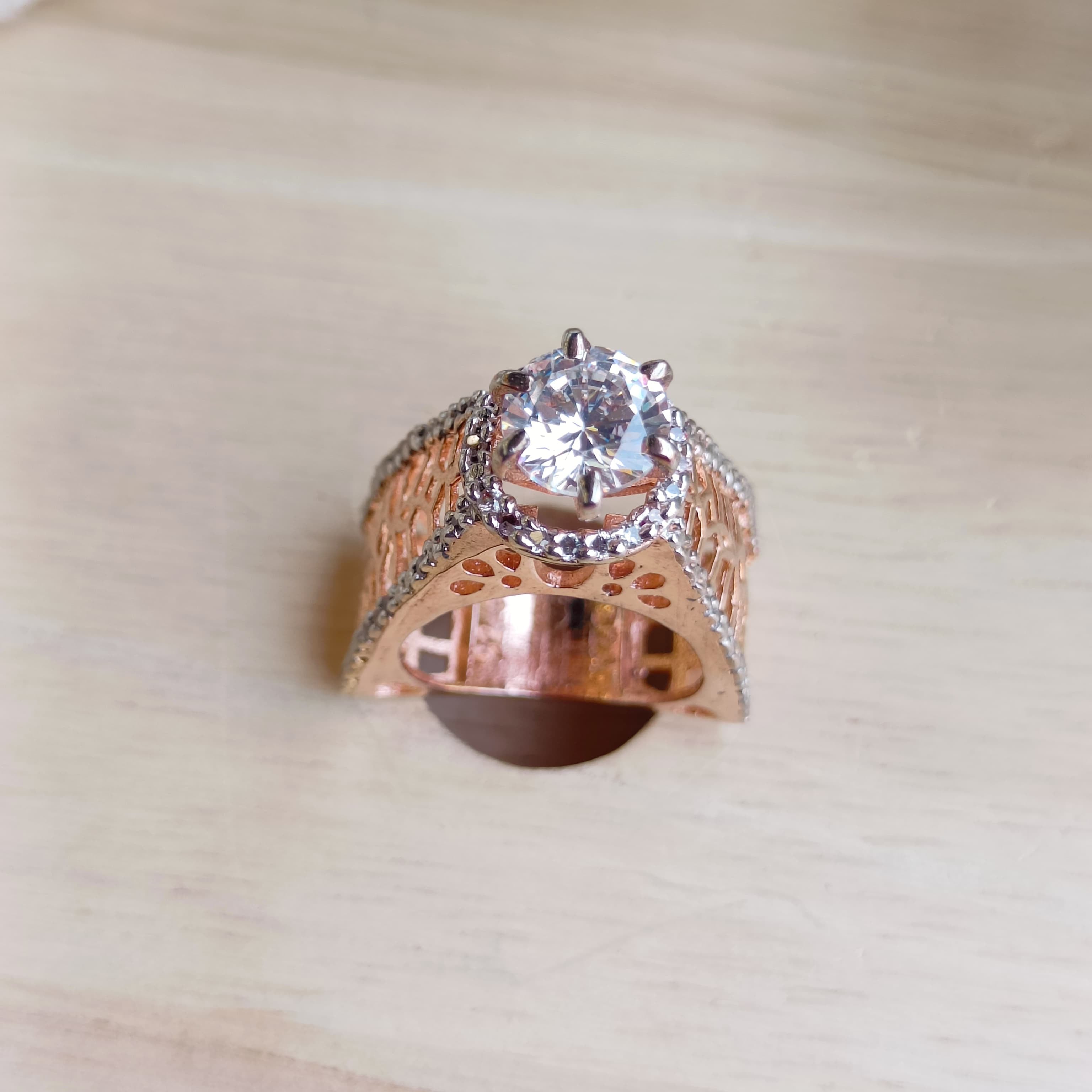 VS Sterling Silver Cocktail Ring 099 9g