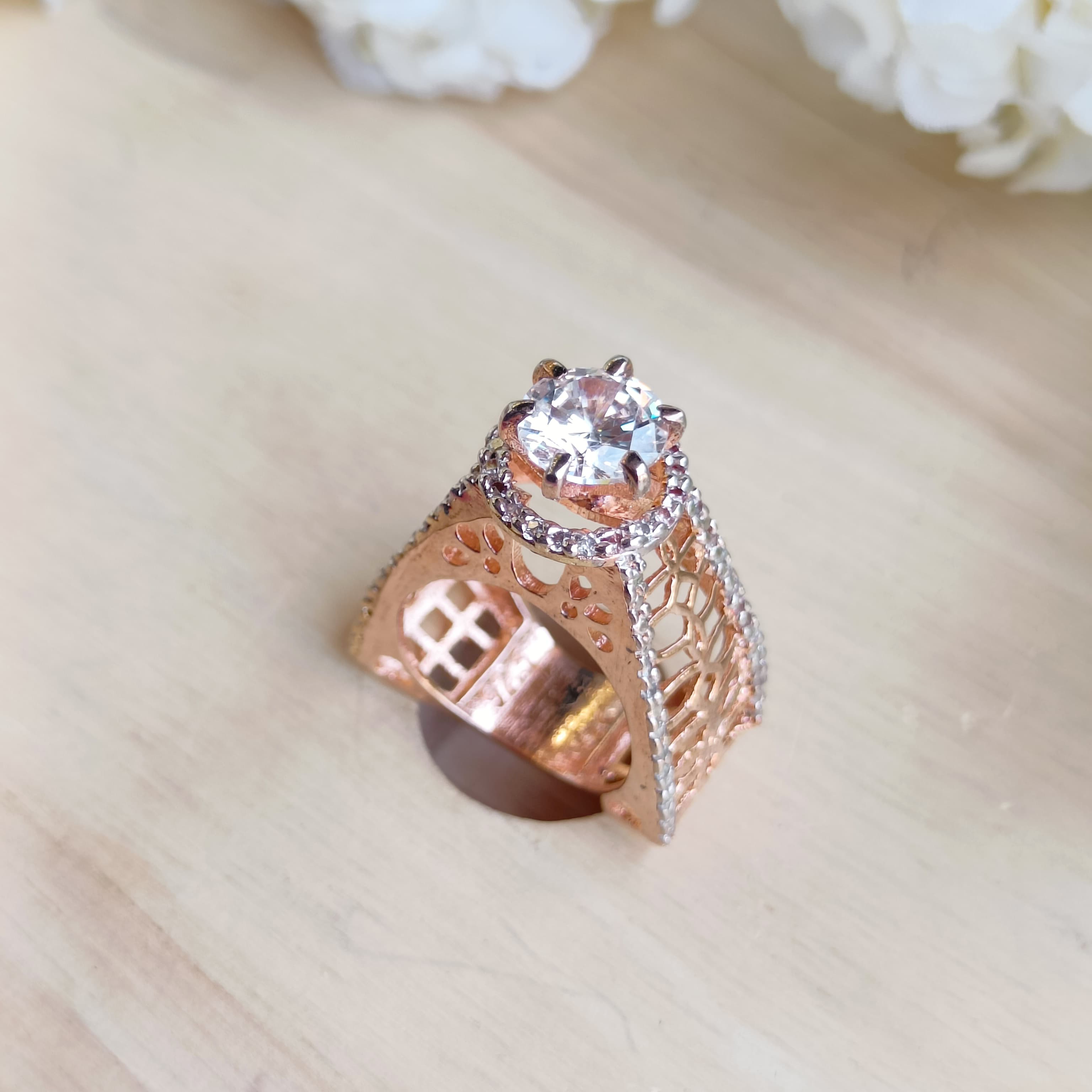 VS Sterling Silver Cocktail Ring 099 9g