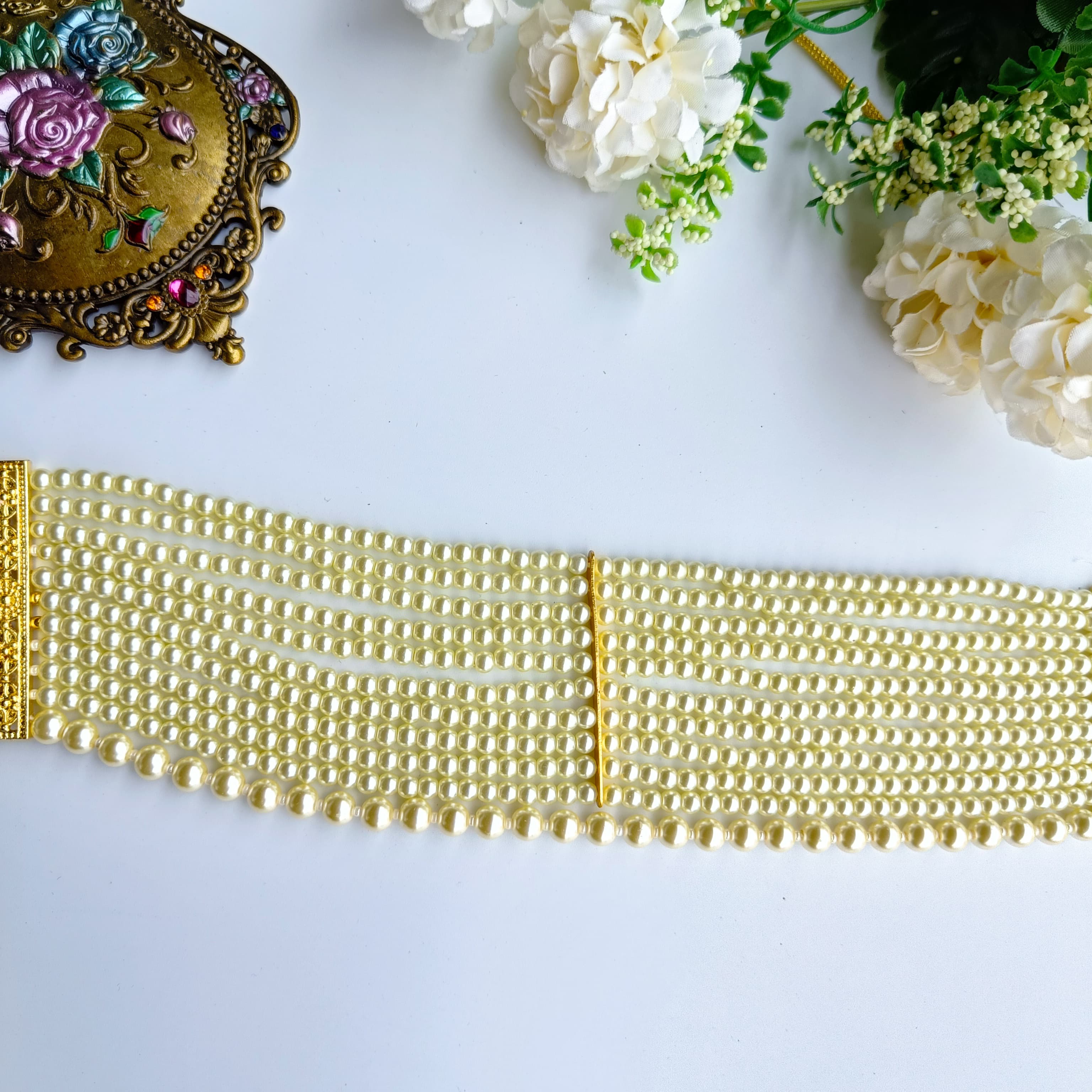 Nayaab Romi pearl choker