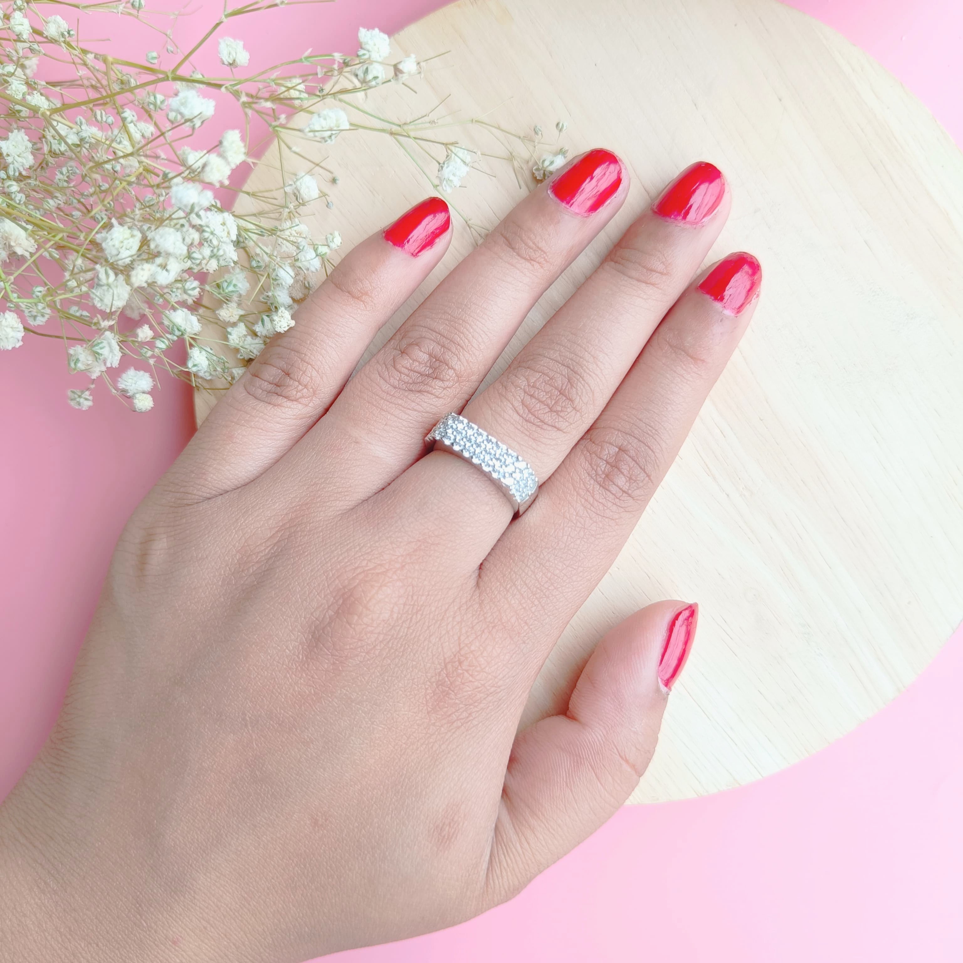 Vs Sterling silver Cocktail Ring 143 4g