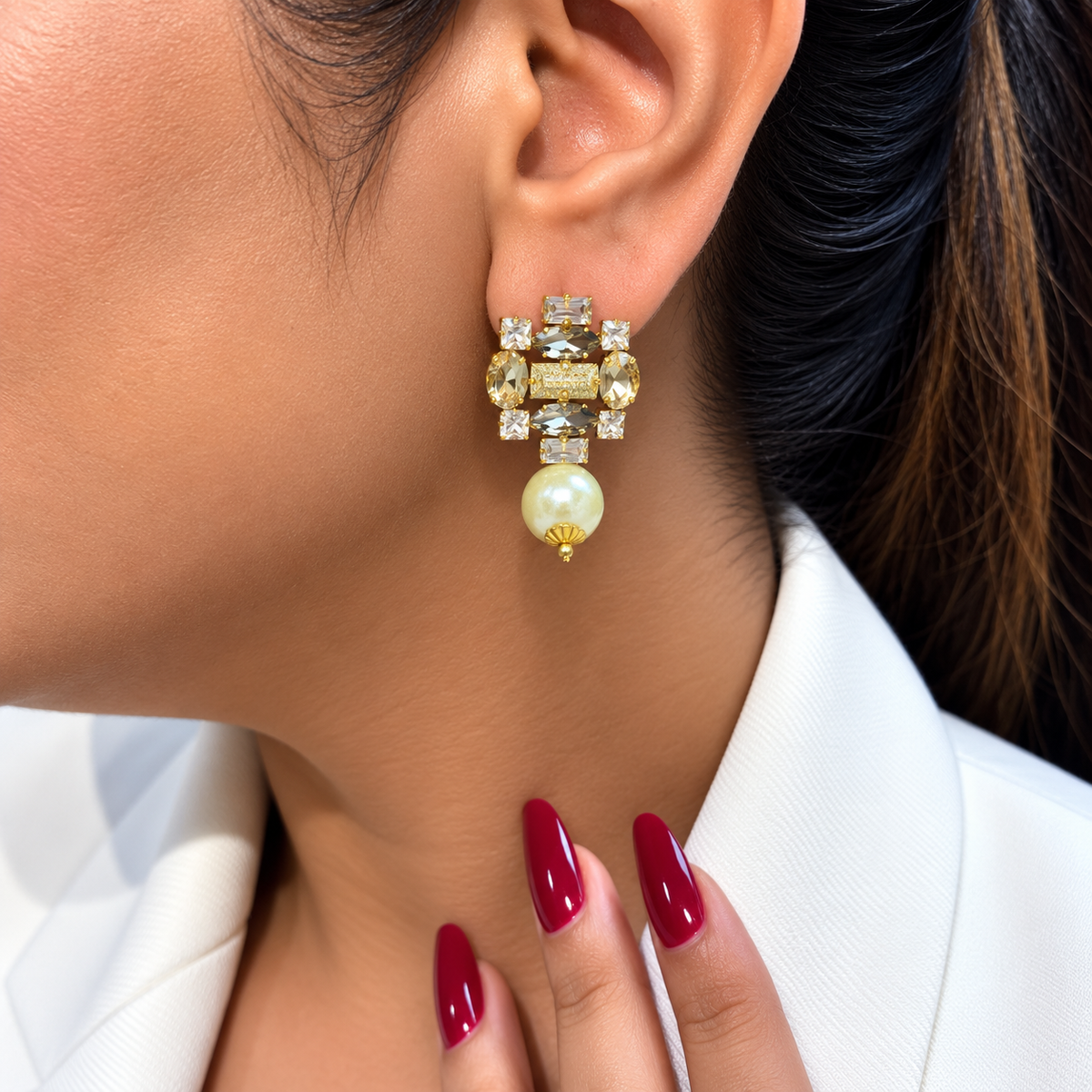 Solaris Pearl Drop Earrings